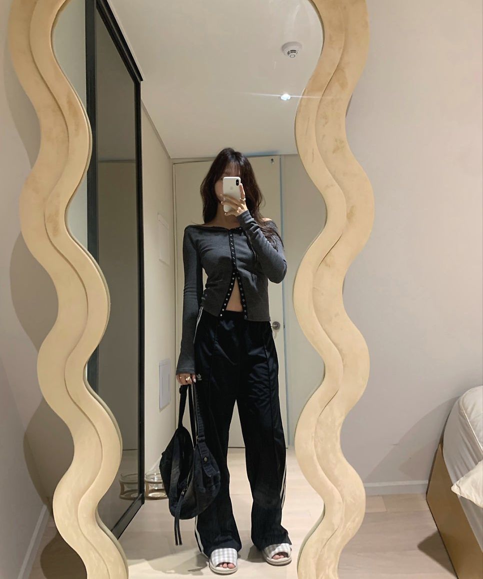 MUSINSA | HELENE PARIS washed denim cross bag