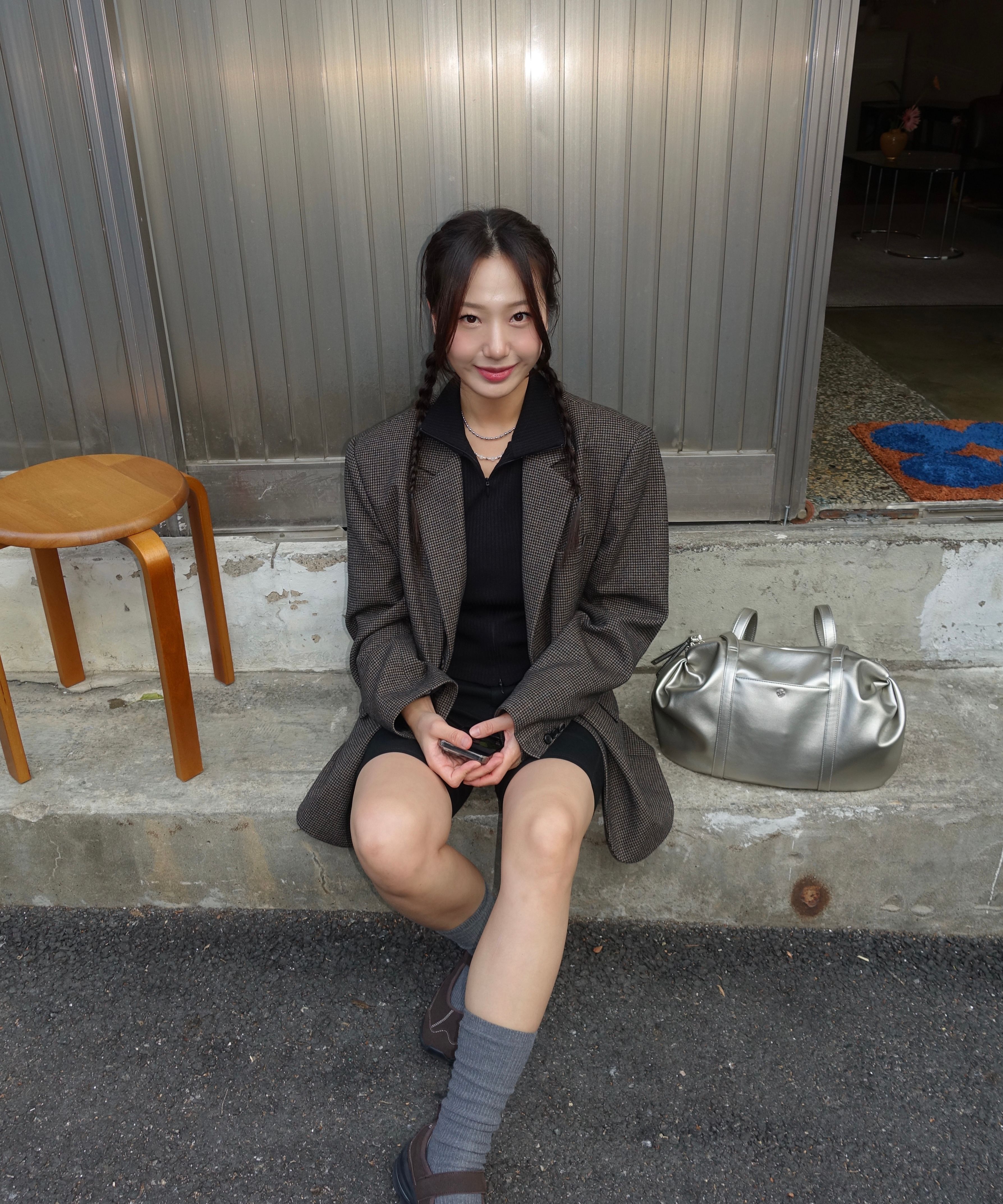 MUSINSA | HEEARI Aurora shirring leather duffel bag_deep black