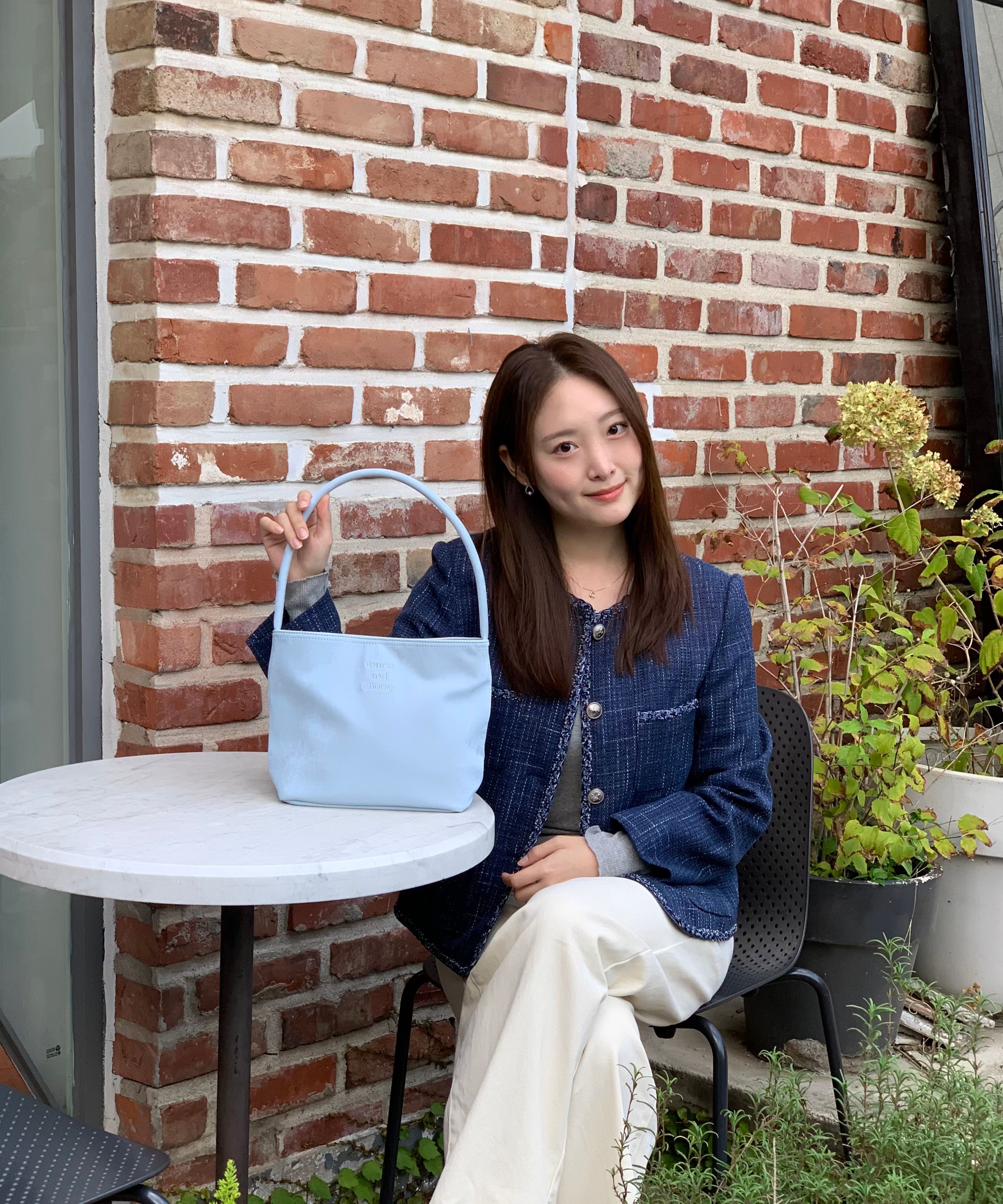 トートバッグ [mucu and ebony]Nearest Bag _ Black mucu and ebony]Nearest Bag _ Black (MUCU AND EBONY/トート