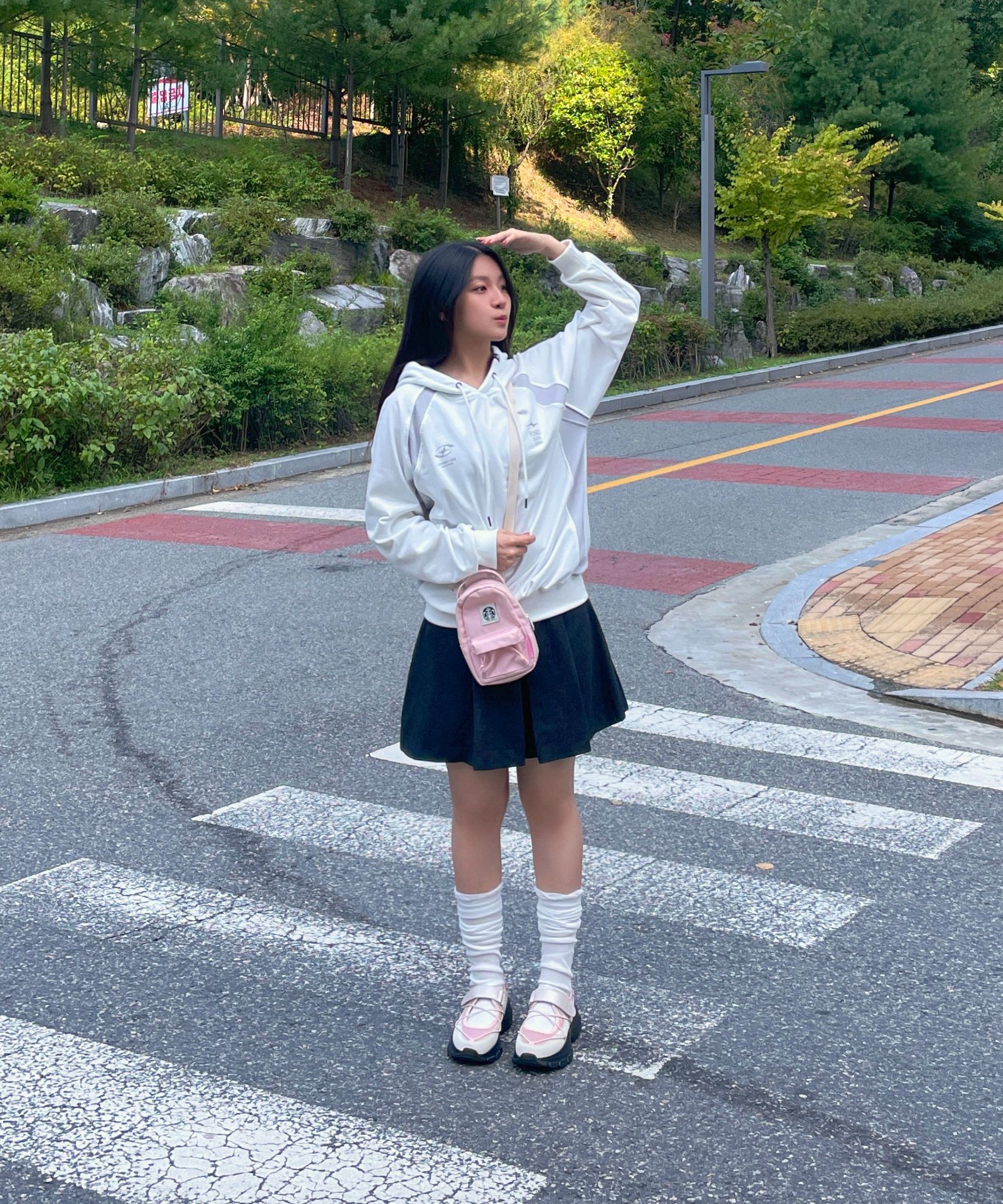 ゆ*ら様 コヤンイサムチョン♡ルミちゃんのインド刺繍×若草ヌビスマホショルダー♡ 牡*❁様 リトルサンダーぬいぐるみパンダニャン コヤンイサム