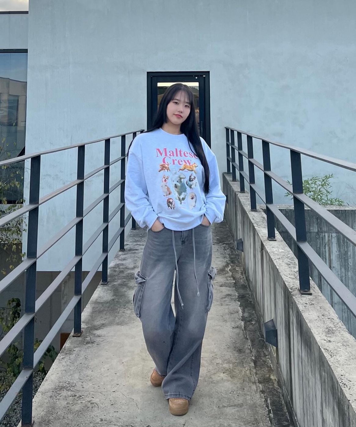 MUSINSA | WAI KEI Maltese Crew Sweatshirt Black