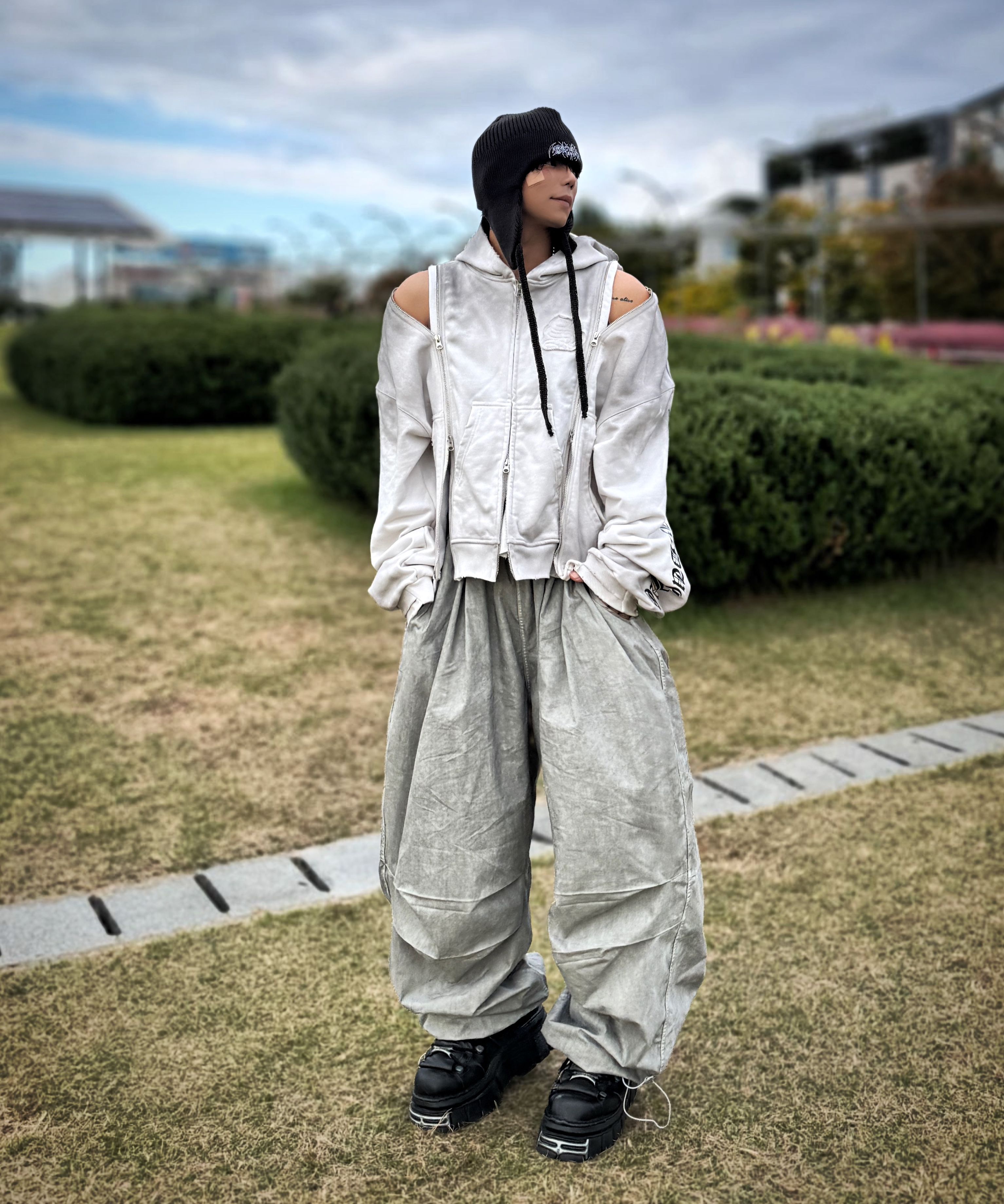 【SATIIIZ】Huen camo brushed balloon pants SATIIIZ】Huen camo brushed balloon pants