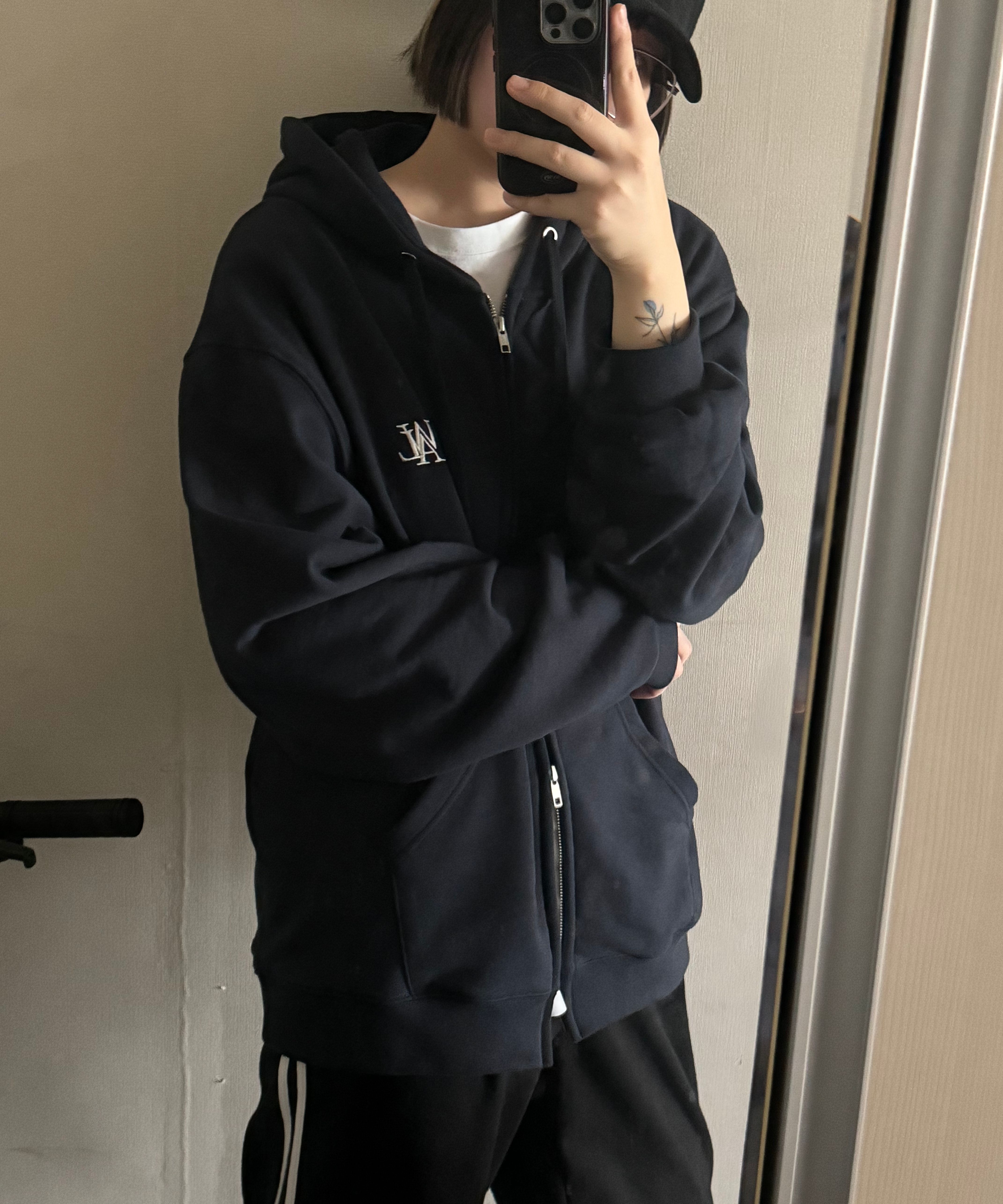 MUSINSA | WOOALONG Signature hood zip-up_NAVY