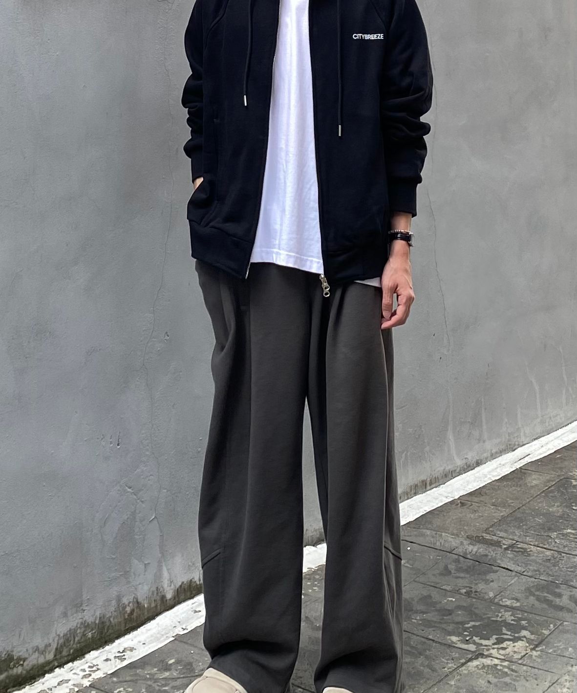 公式 CITYBREEZE エッセンシャルフードジップアップジャケット 3COLORS