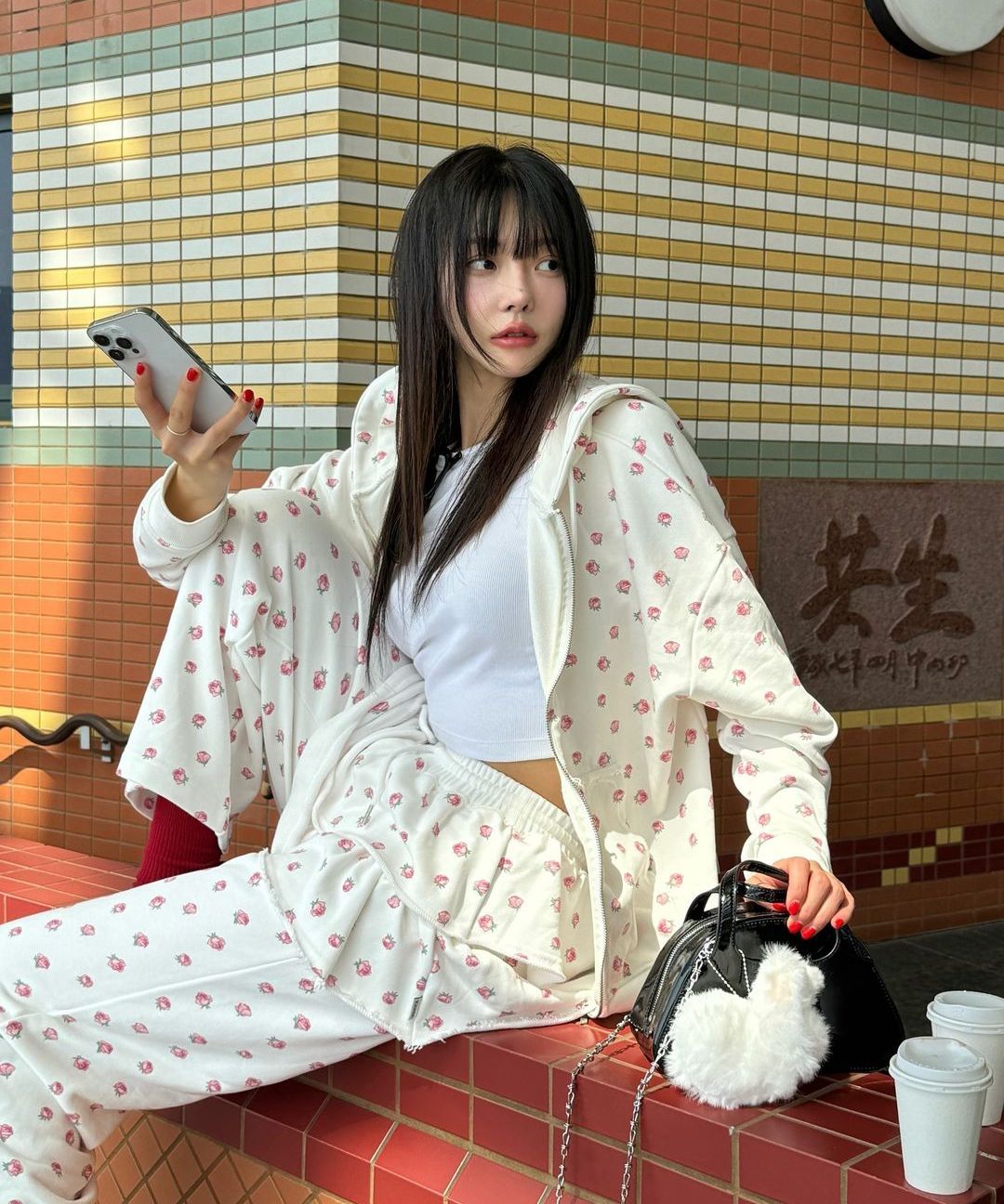 MUSINSA | YOUHEE FLOWER PATTERN HOOD ZIP-UP WHITE