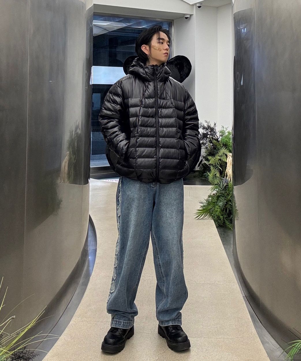 MUSINSA公式 | OY DIAMOND CUTTING WASHED DENIM JEANS - BLUE