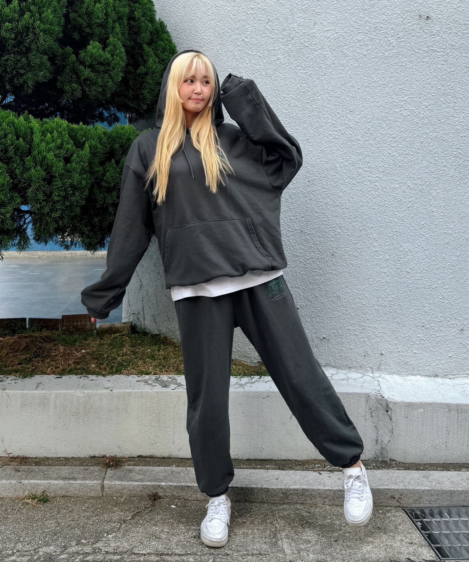 MUSINSA | ACOVER Broker City Hoodie 2 colors