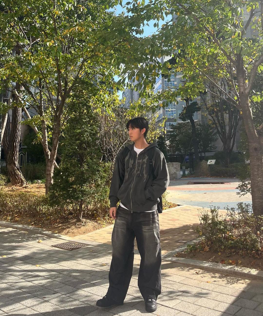 크리틱(CRITIC) PIGMENT GHOST HOODIE ZIP-UP CHARCOAL - 사이즈