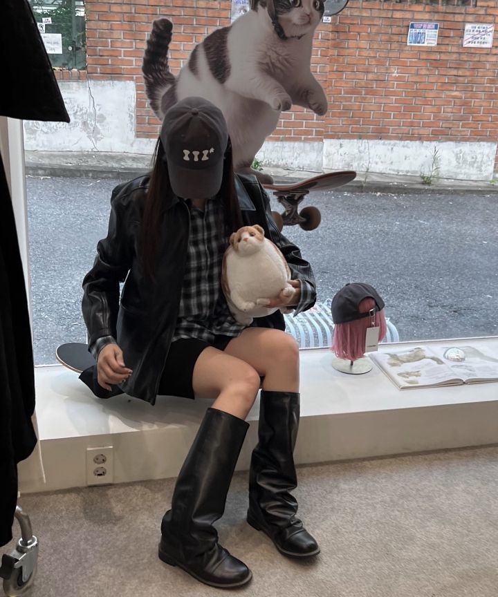 ITZAVIBE☆CAT LOGO VEGAN LEATHER JACKET CAT LOGO VEGAN LEATHER JACKET - ITZAVIBE | 60% - Asian