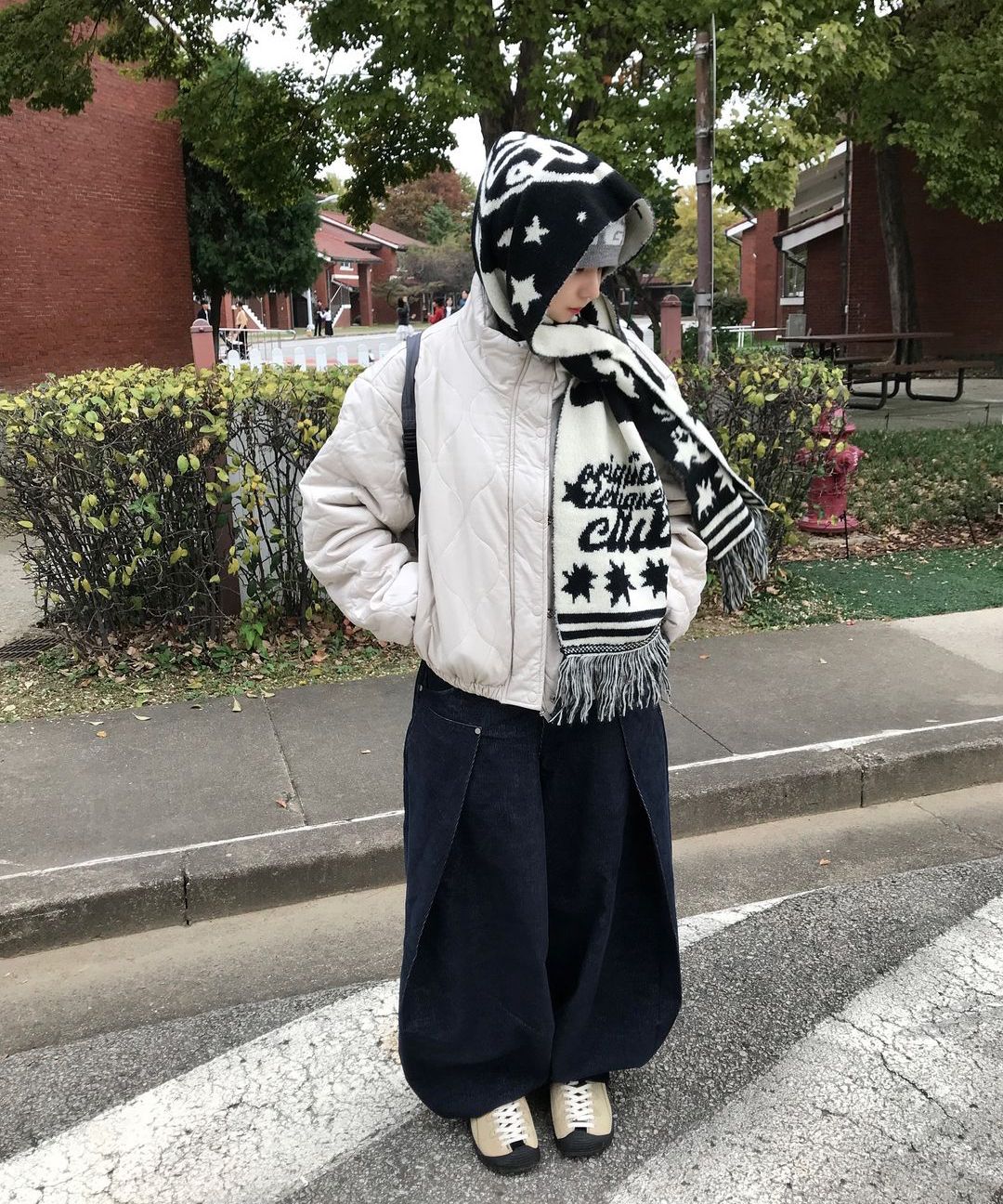 MUSINSA公式 | XTONZ XTA050 ORIGIN REVERSIBLE HAIRY MUFFLER