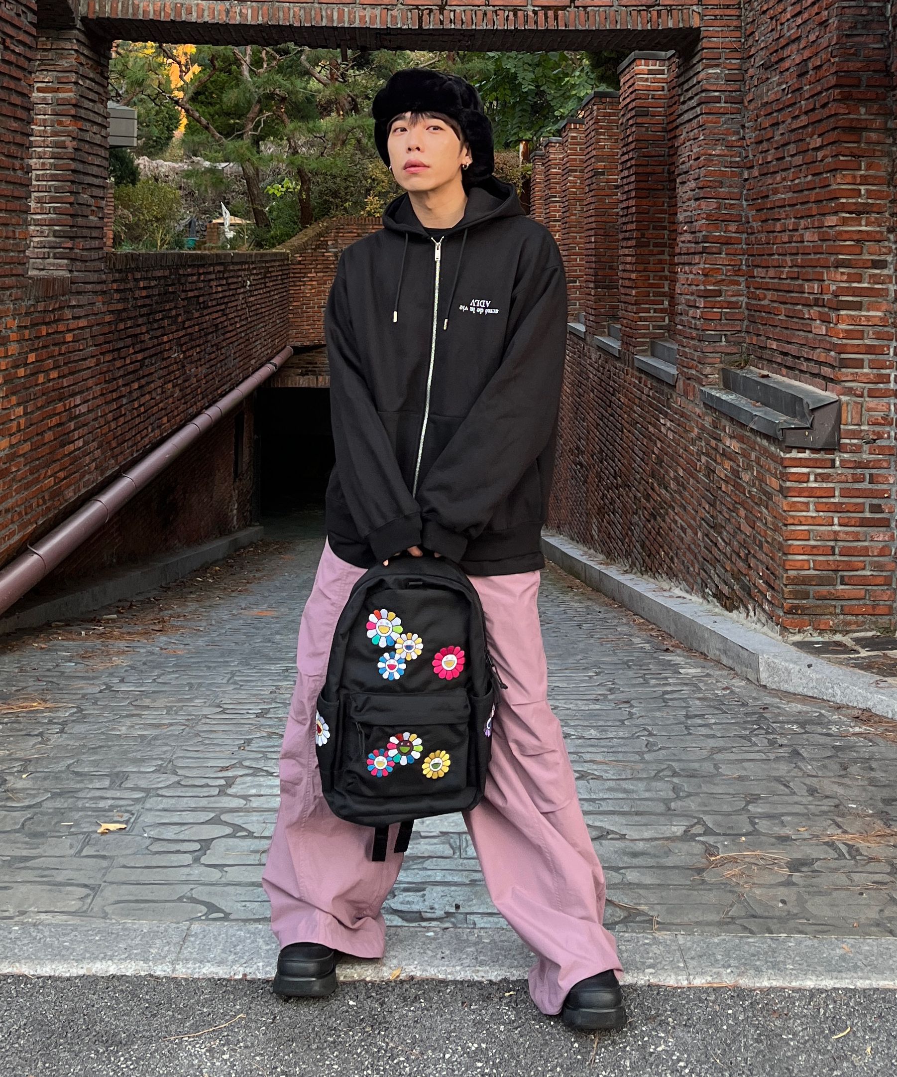 MUSINSA | AAKAM 98 Printed Knee Pin-tuck Nylon Pants (Black)