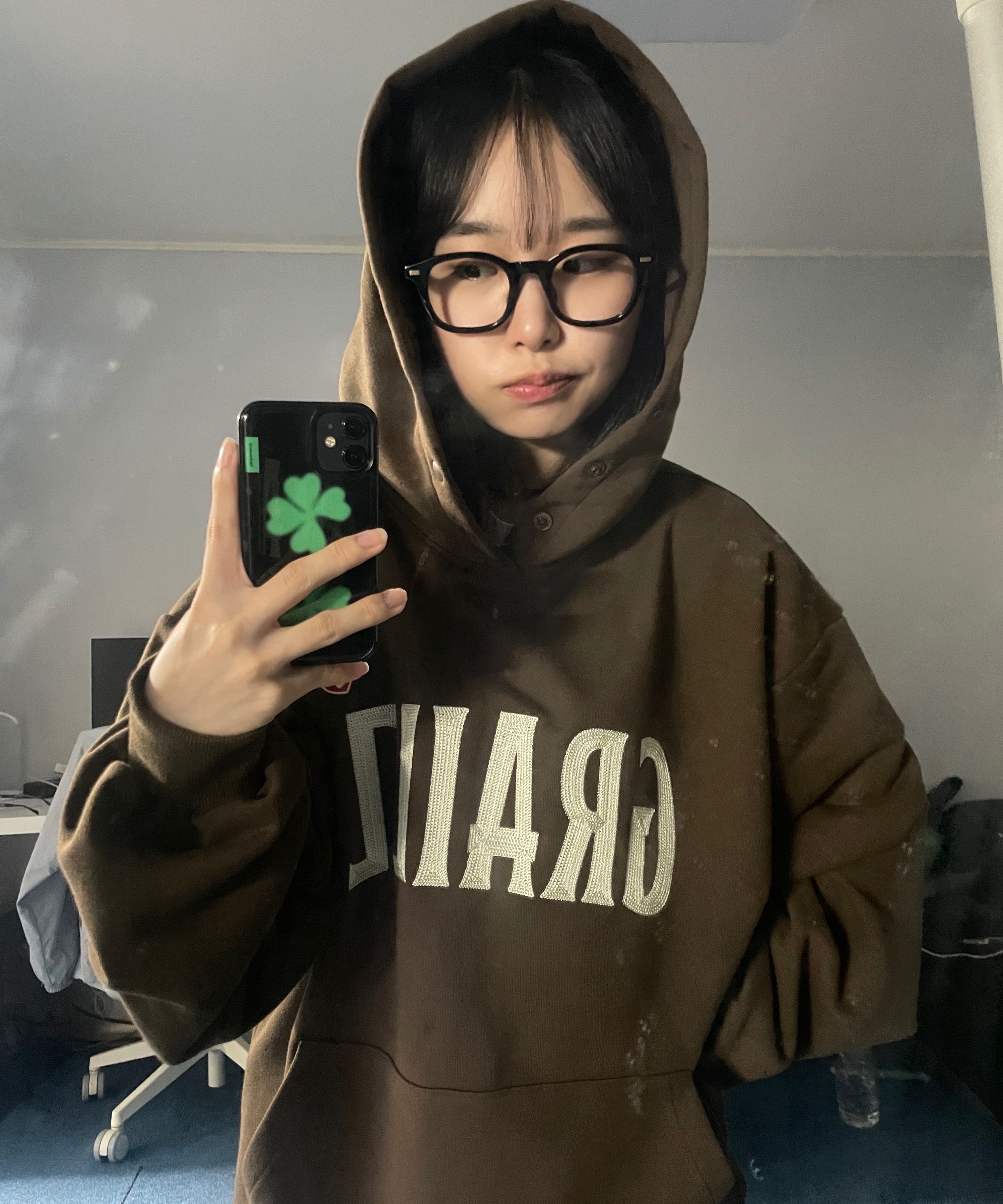 MUSINSA公式 | GRAILZ EMBROIDERY SIGNATURE HEART HOODIE