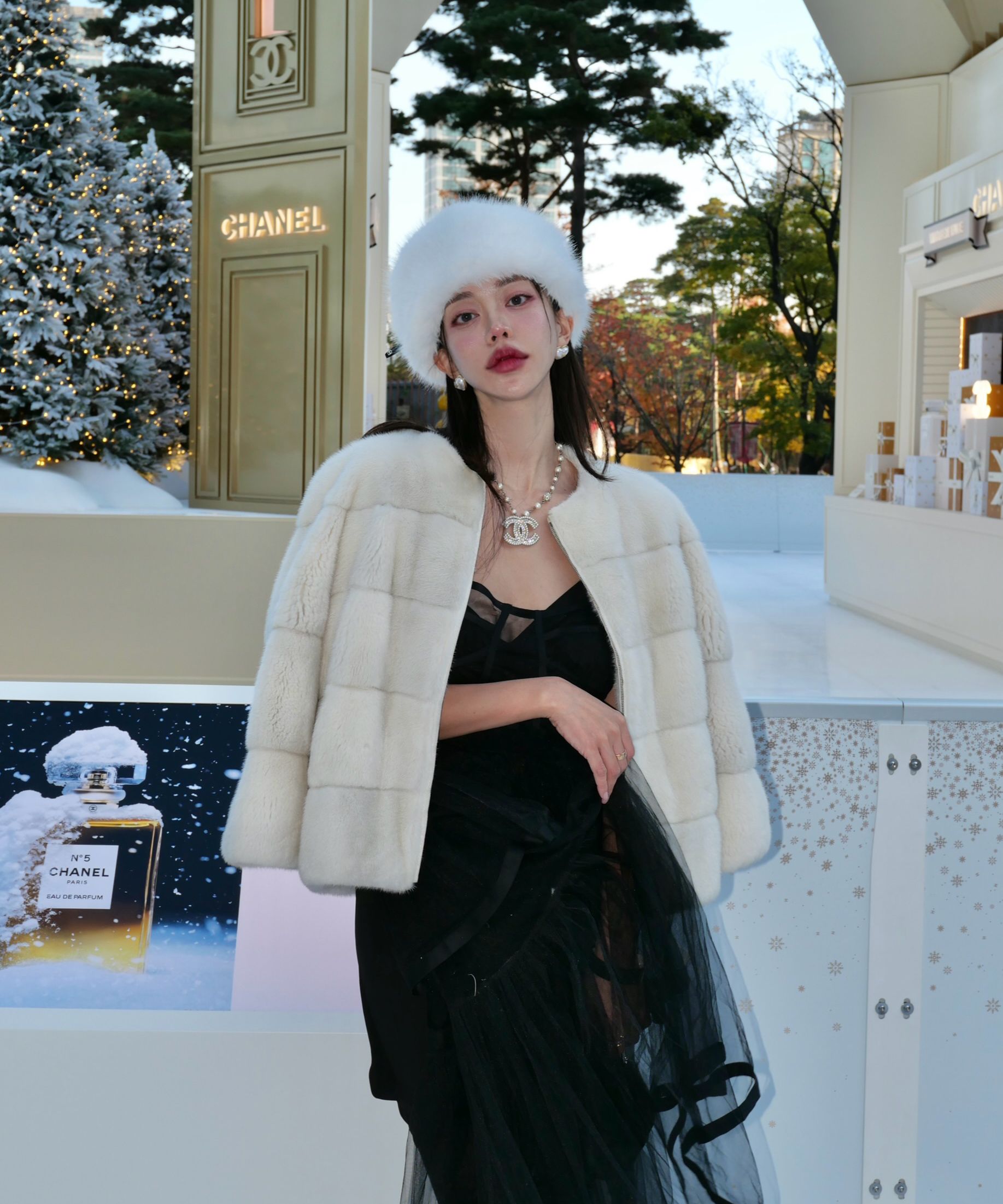 ★VARZAR★ VA Square Long Label Shafka Hat Cream VA Square Longlabel Shapka Hat / Cream - VARZAR | 60