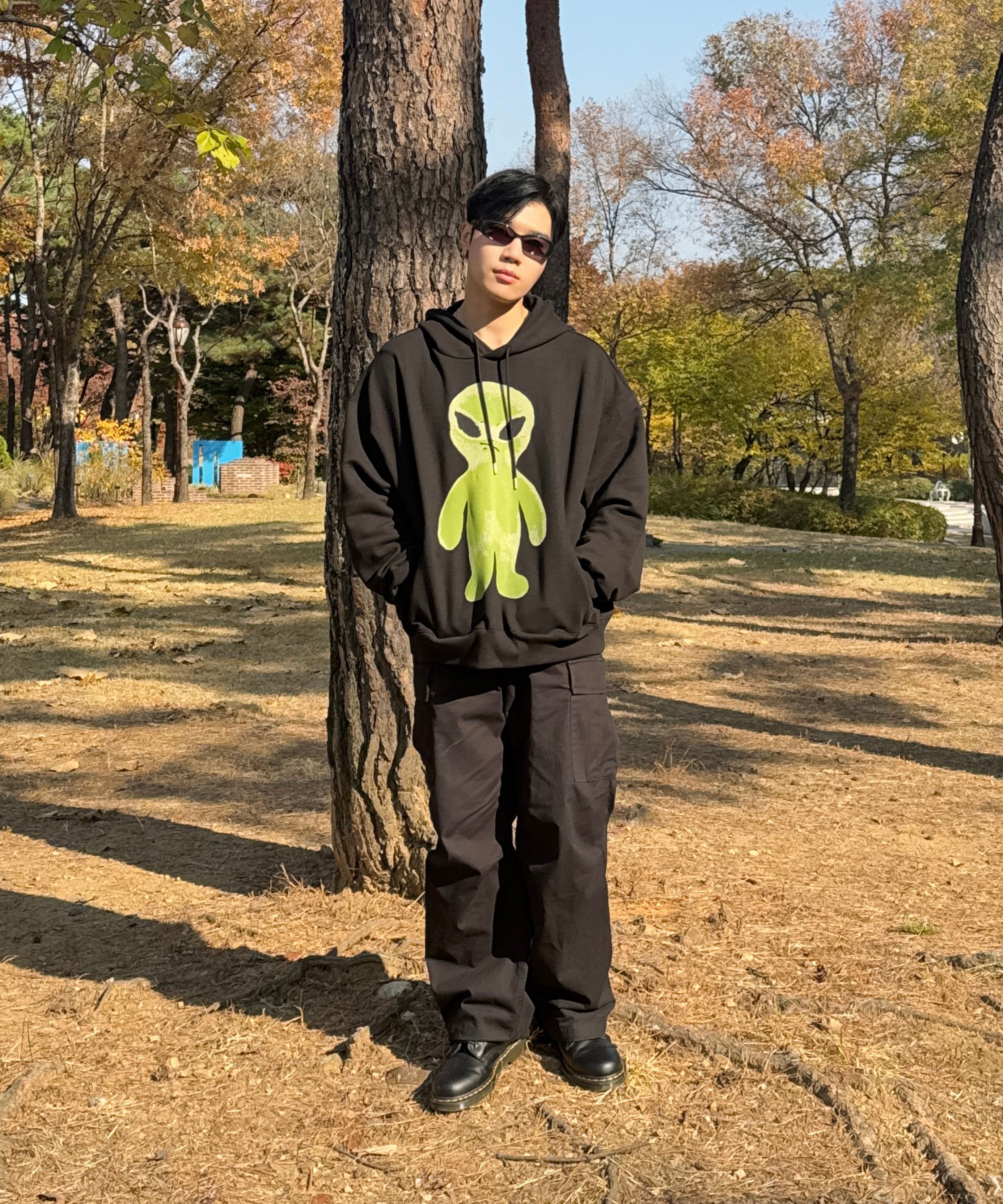 MUSINSA公式 | HOODHOOD Alien Graphic Overfit Hood BLACK