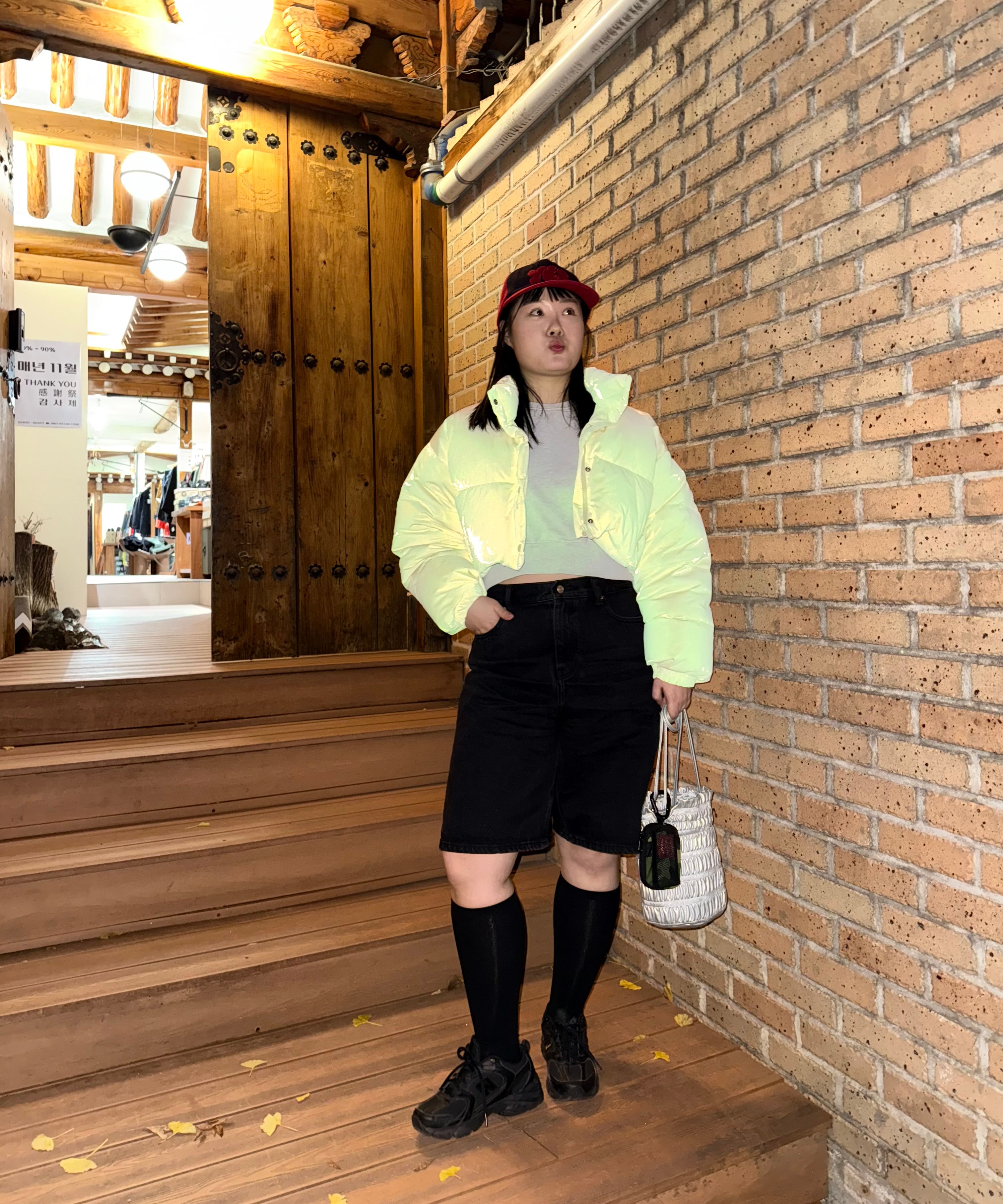 ★送料・関税込★AVANDRESS★Siberia Duck Stella Crop Padding MUSINSA公式 | AVANDRESS Siberia Duck Stella Crop Padding WHITE