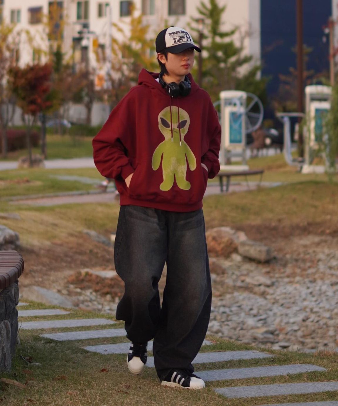 【HOODHOOD】エイリアンスローガンオーバーフーディー 3色 MUSINSA | HOODHOOD ALIEN GRAPHIC OVERFIT HOOD 3 COLOR