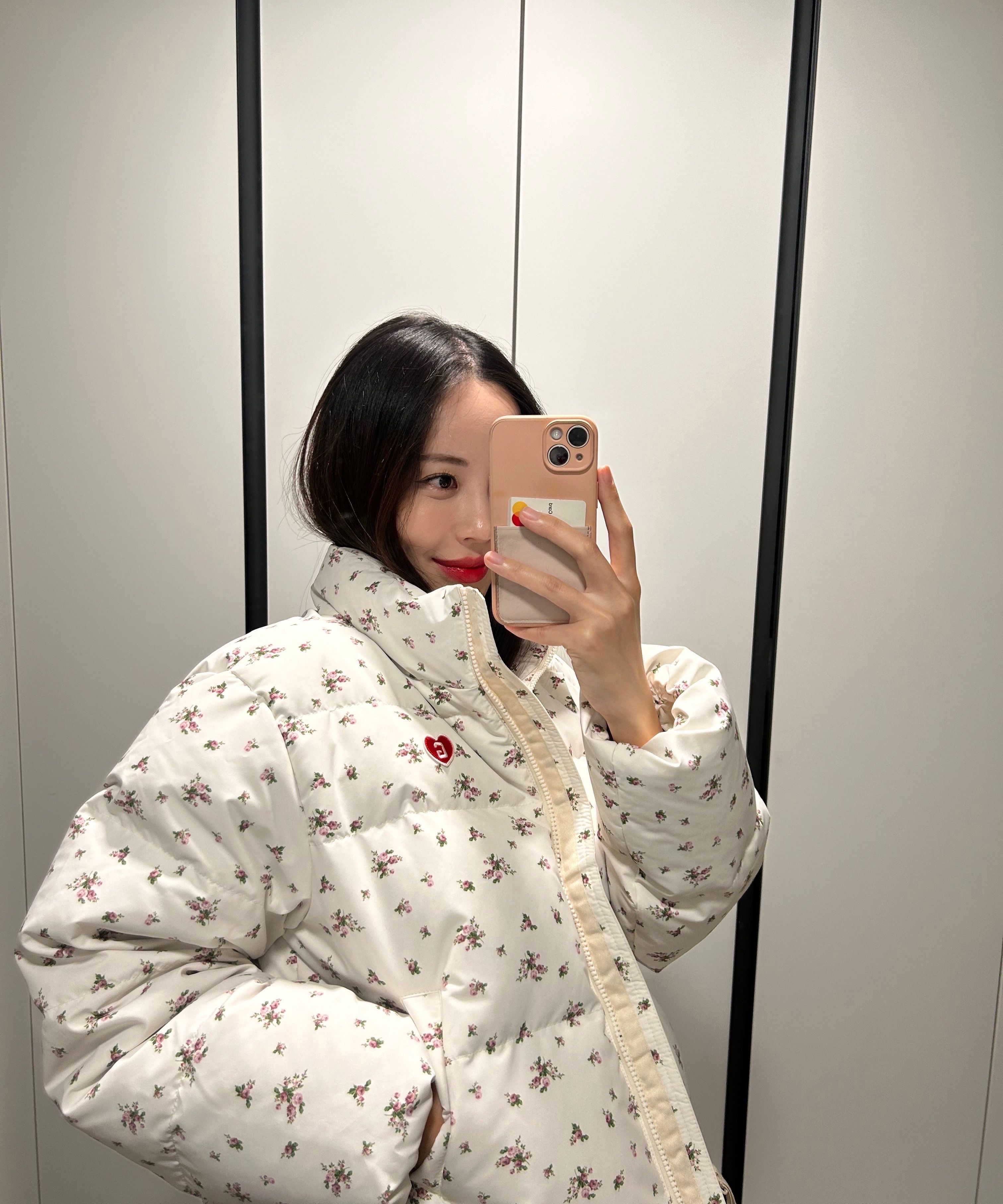 【GRAILZ】SIGNATURE HEART DUCK DOWN PUFFER [FLOWER] MUSINSA公式 | GRAILZ SIGNATURE HEART DUCK DOWN PUFFER [2 COLOR]