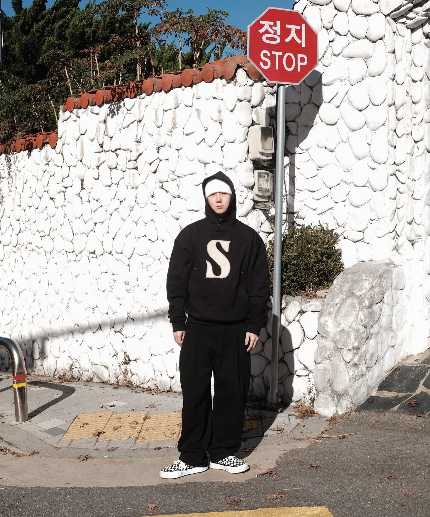 パーカー・フーディ SATUR Rivet Applique Pocket Logo Hood Sage Green MUSINSA | SATUR Rivet appliqué pockets logo hood sage green