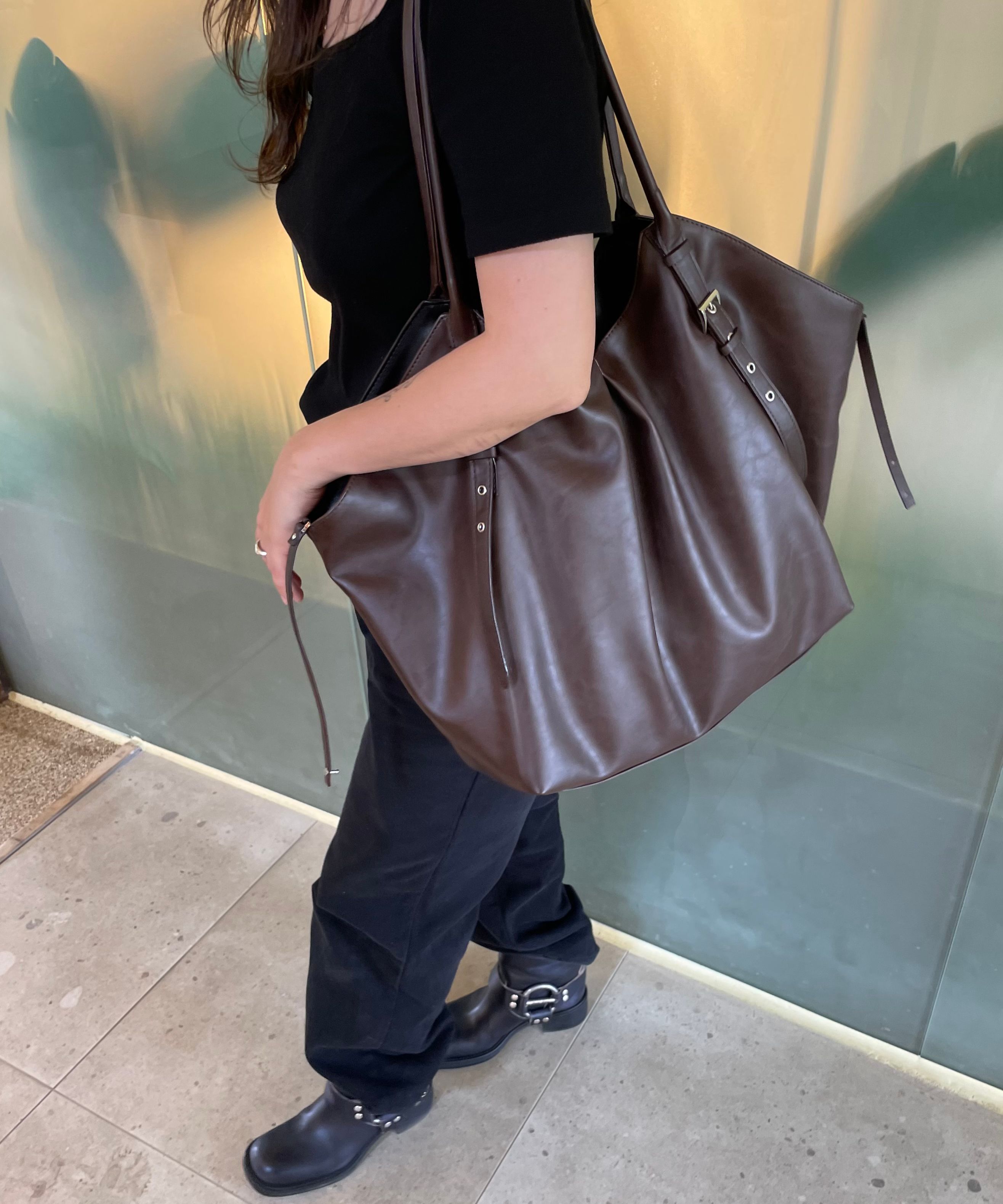 ショルダーバッグ・ポシェット YEOMIM belted shopper bag choco brown MUSINSA | YEOMIM belted shopper bag (choco brown)