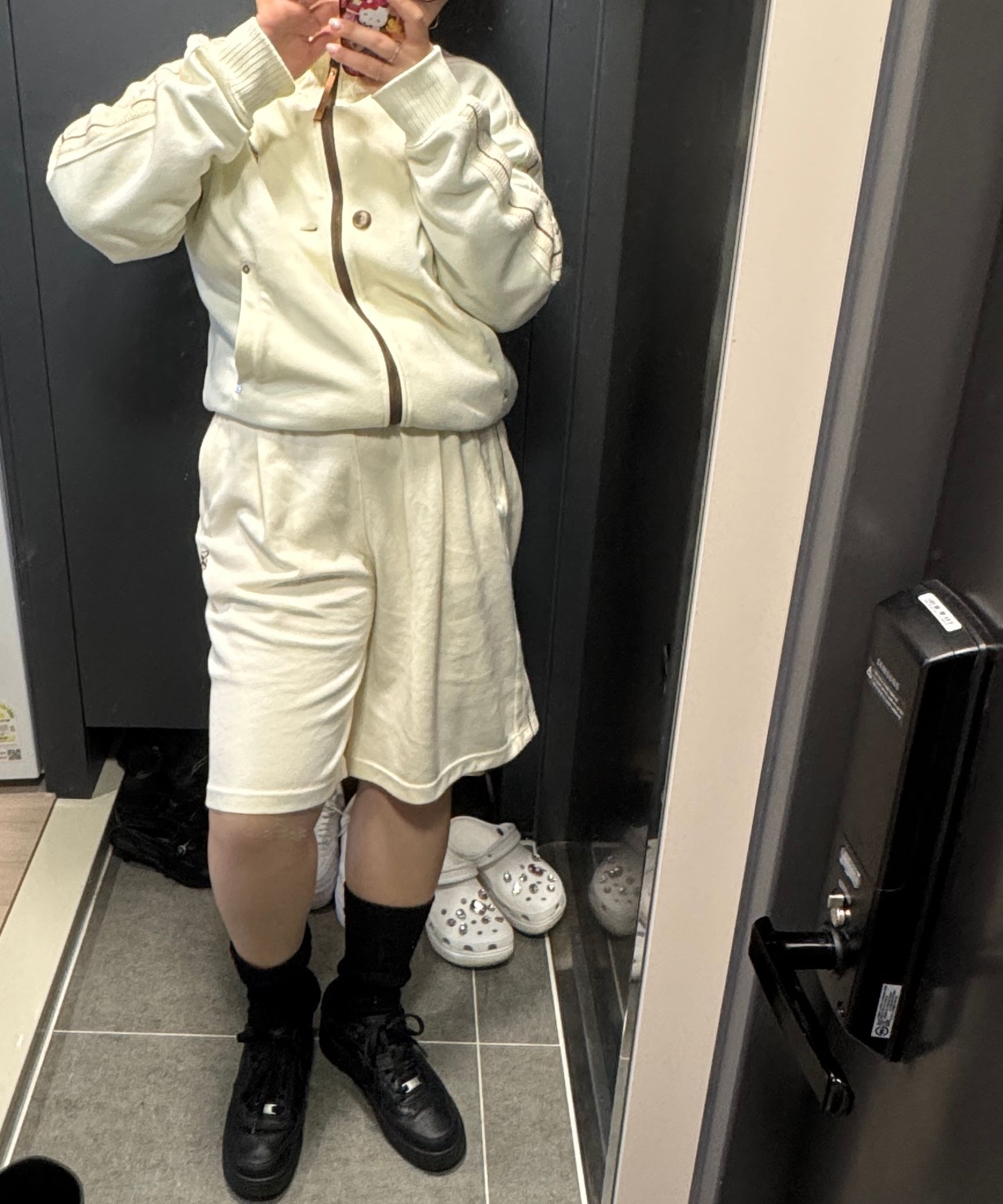 MUSINSA | SATUR Lawton All Day Track Zip-Up Jacket Resort Cream