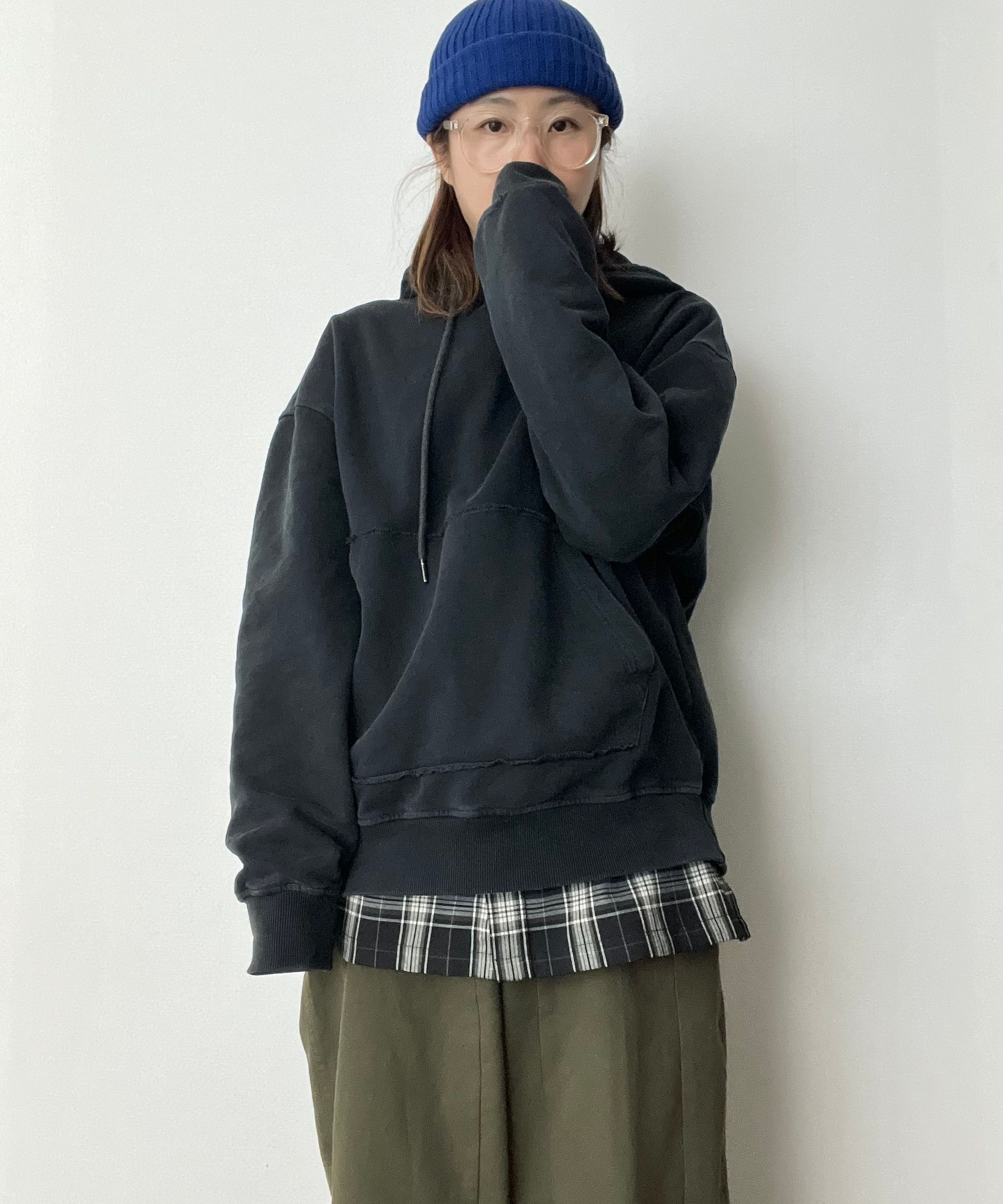 MUSINSA | DIMITRI BLACK ASI Four Seasons Essential Sweat