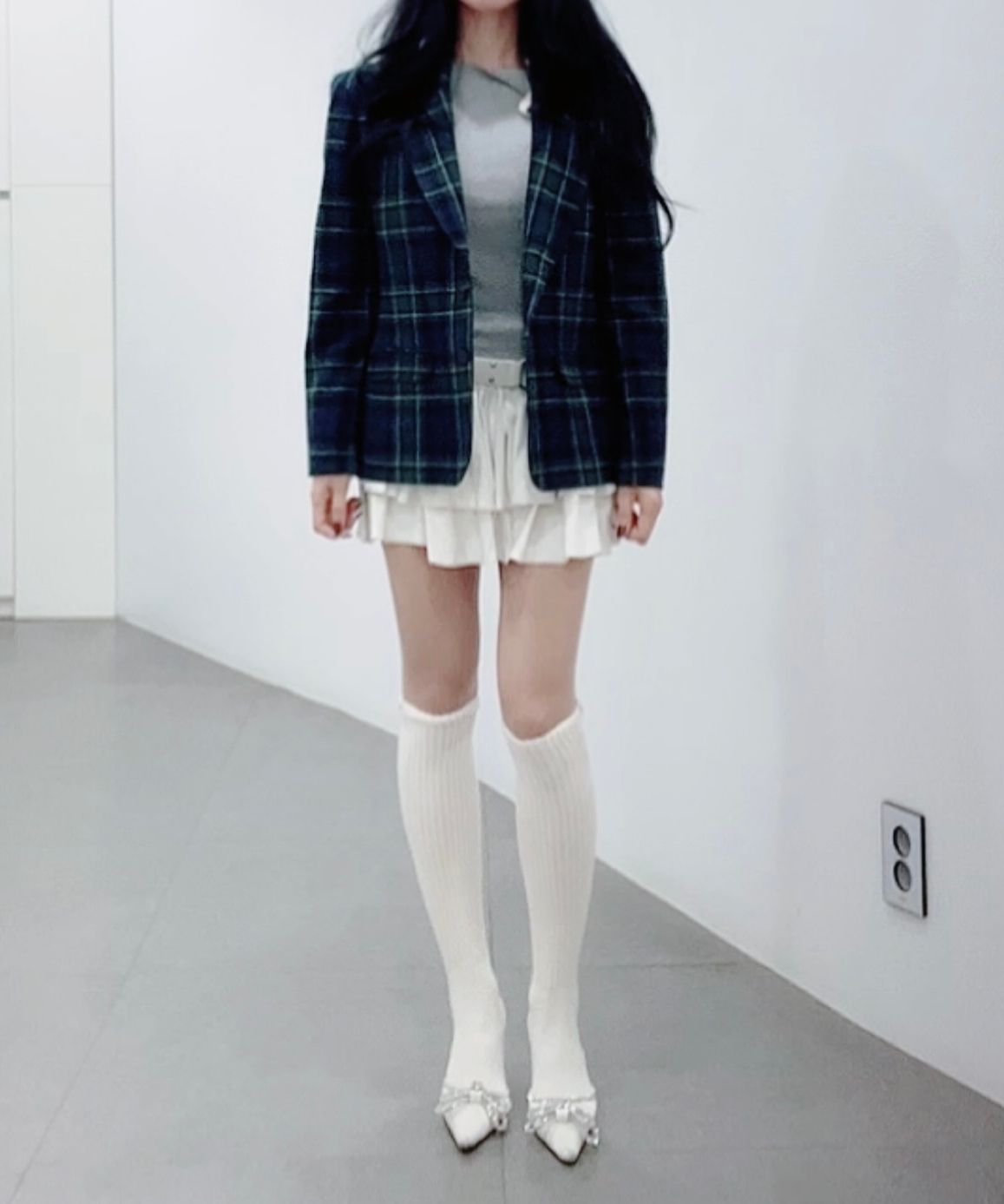 글로니(GLOWNY) LOUISA LONG SLEEVE (GRAY) - 사이즈 & 후기 | 무신사