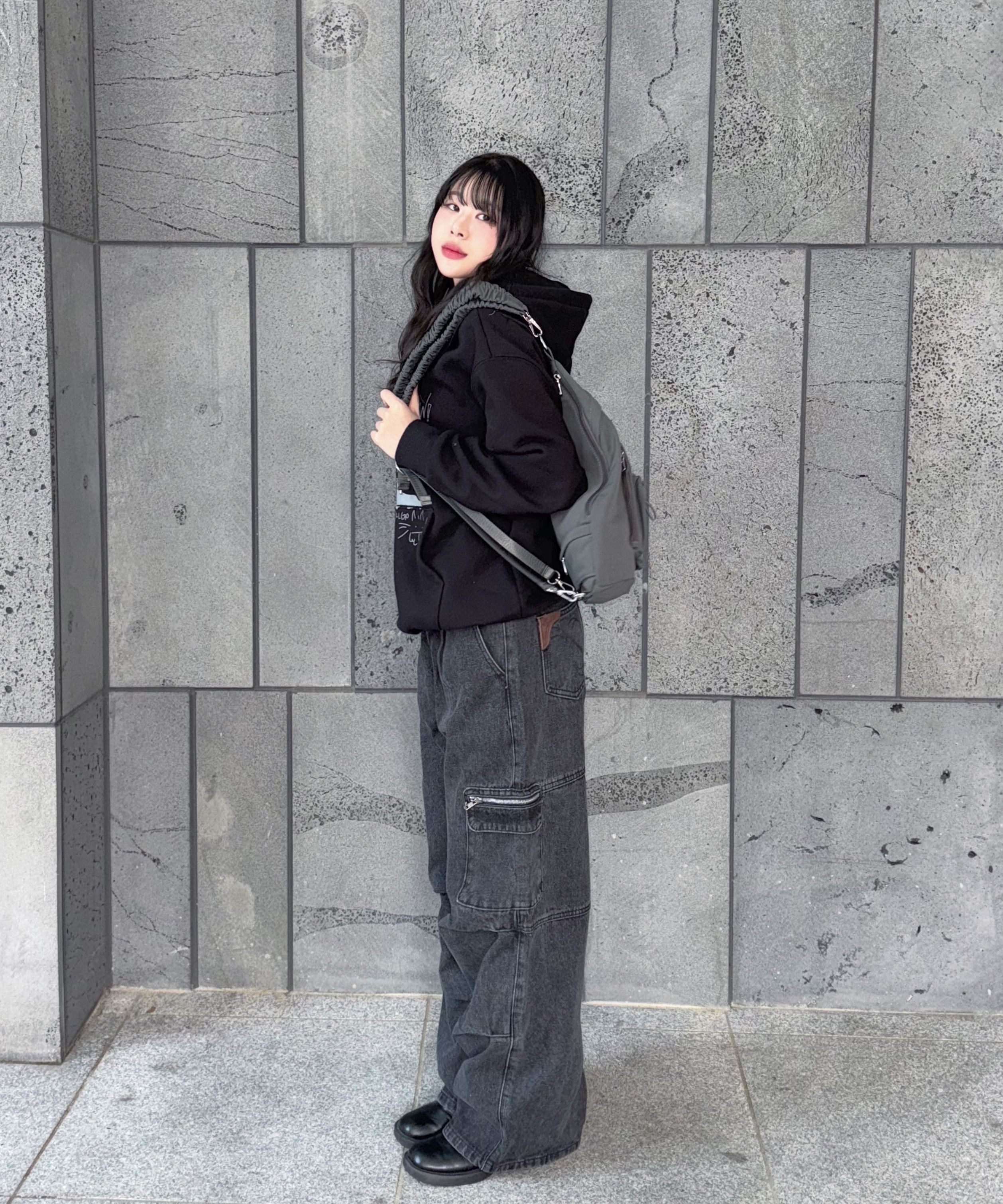 MUSINSA | ILLIGO Wide Pocket Cargo Pants Black
