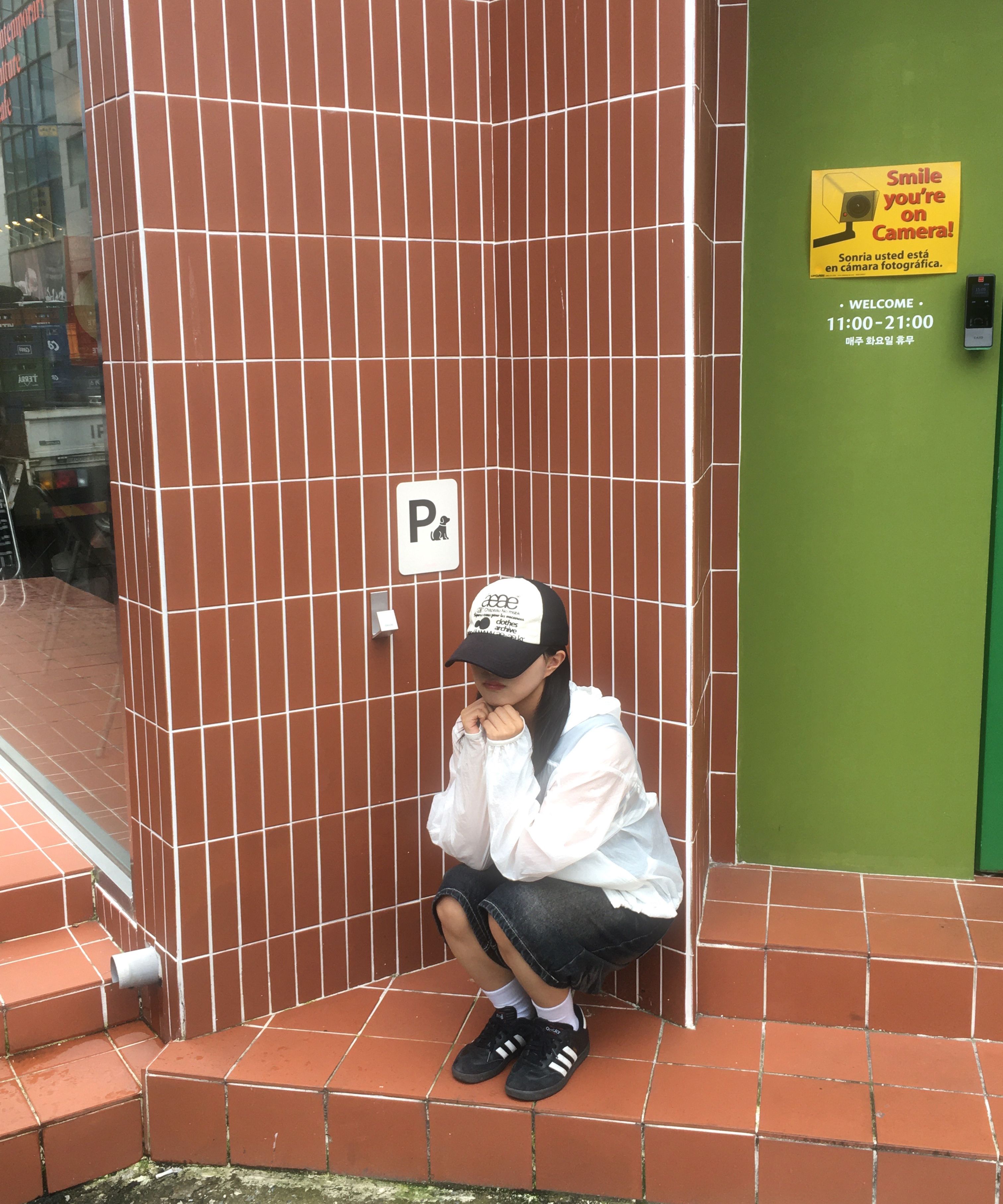 MUSINSA | AEAE Web Logo Mesh Cap [Black]