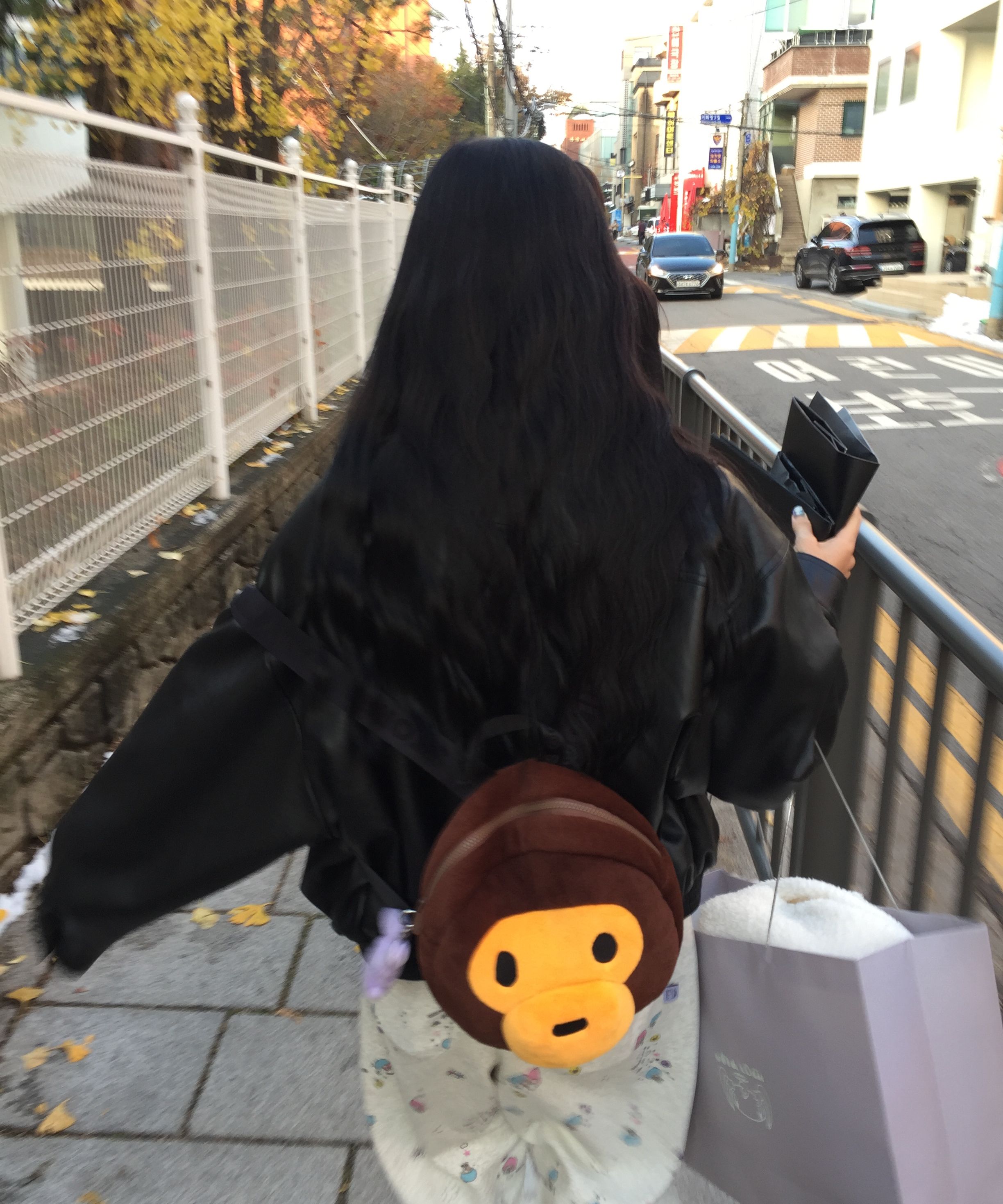 MUSINSA | GLOWNY G CLASSIC V-NECK LONG SLEEVE (BLACK)