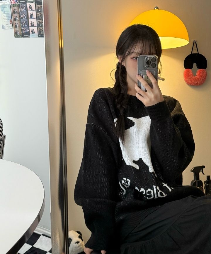 MUSINSA | ITZAVIBE NO COLOR STAR CAT KNIT - BLACK