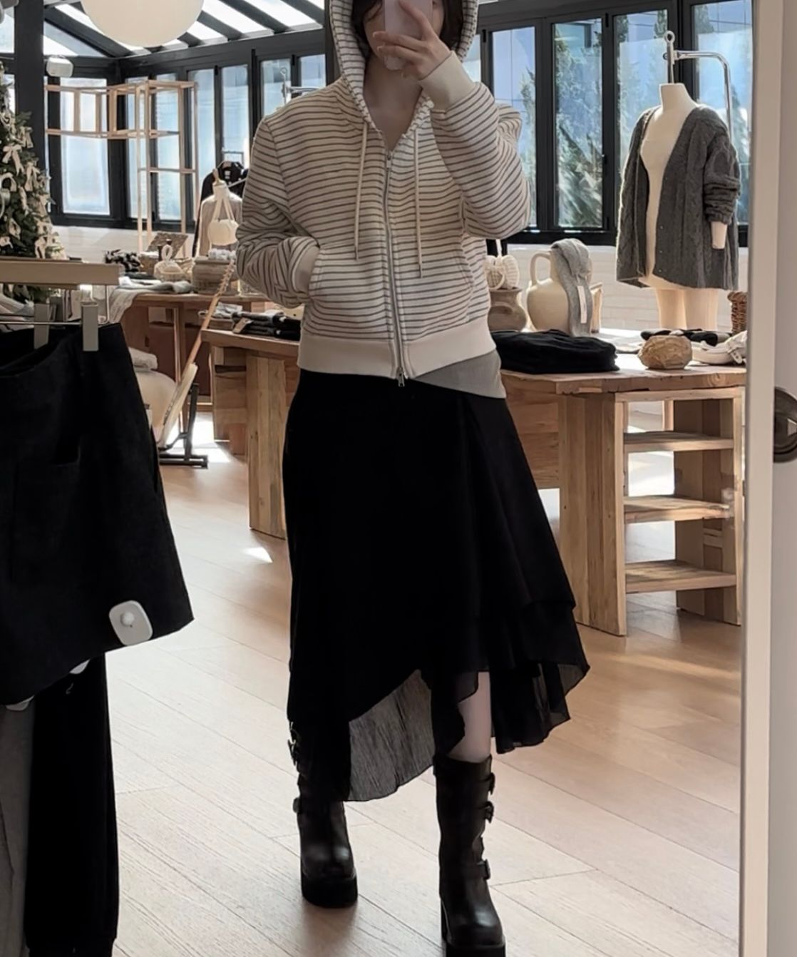 MUSINSA | GLOWNY G CROP ZIP UP (STRIPE)