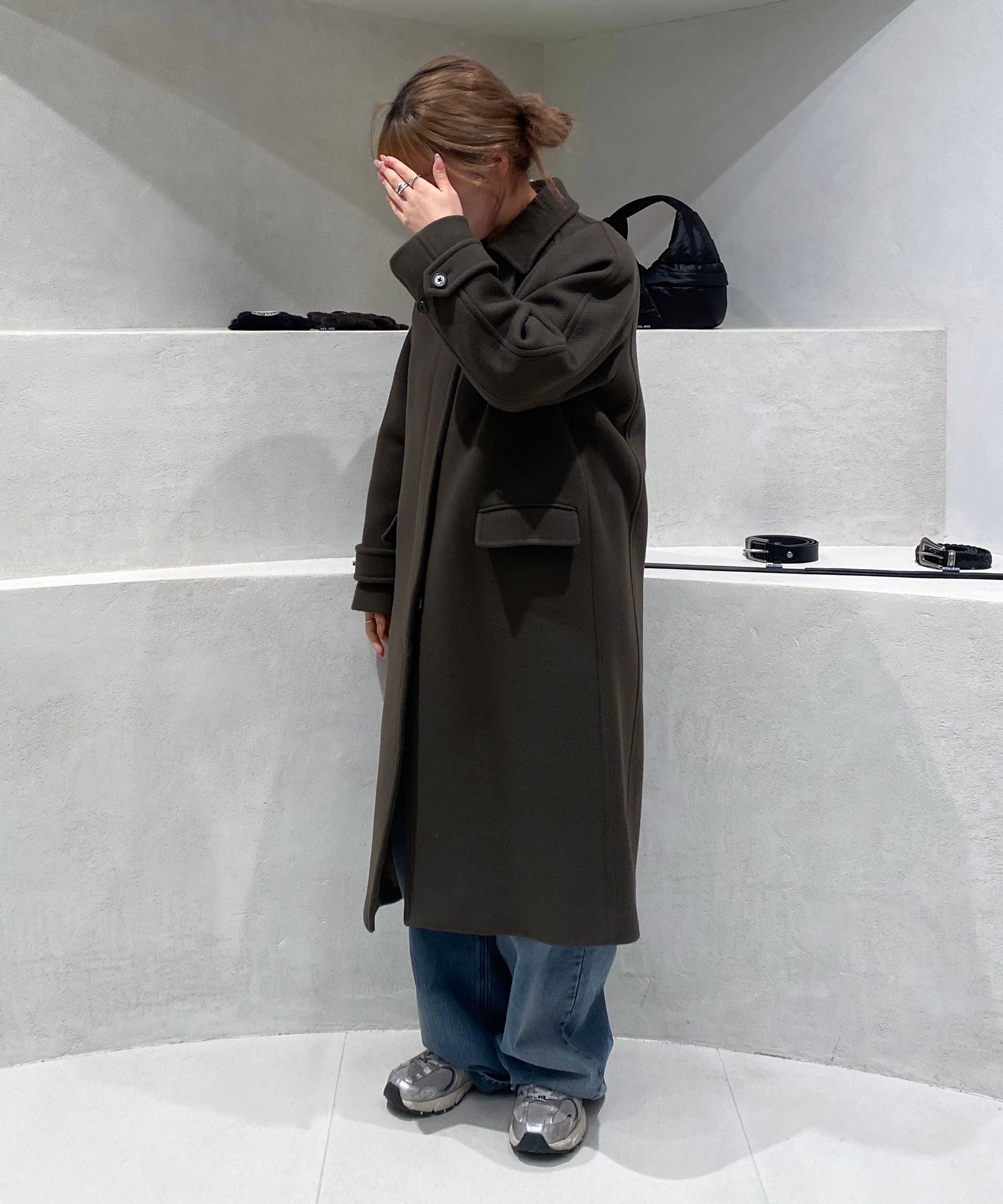 MUSINSA | INSILENCE WOMEN Classic Balmacaan Coat BLACK