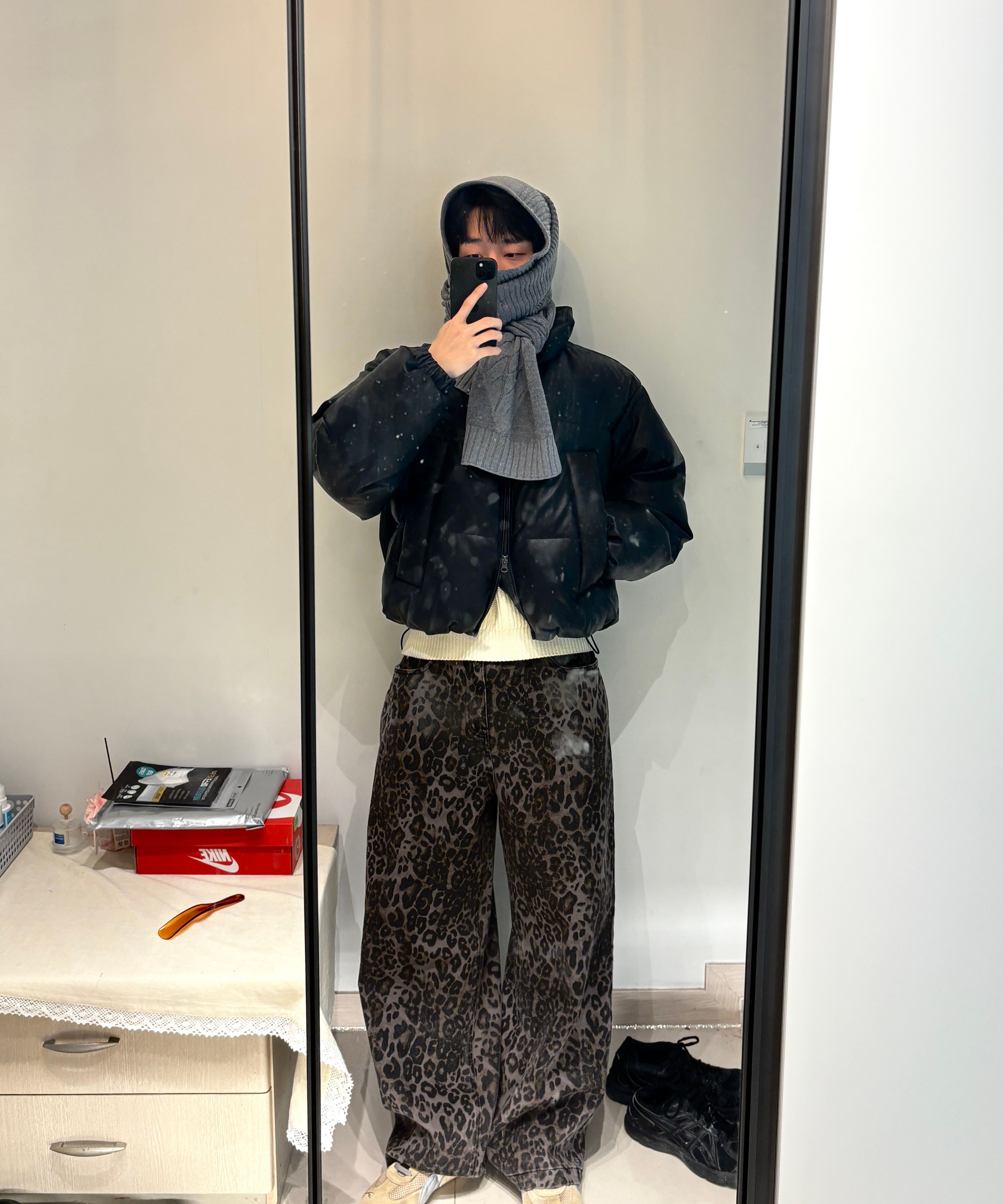 MUSINSA公式 | AAKAM Leopard Pattern Cotton Pants (Brown)