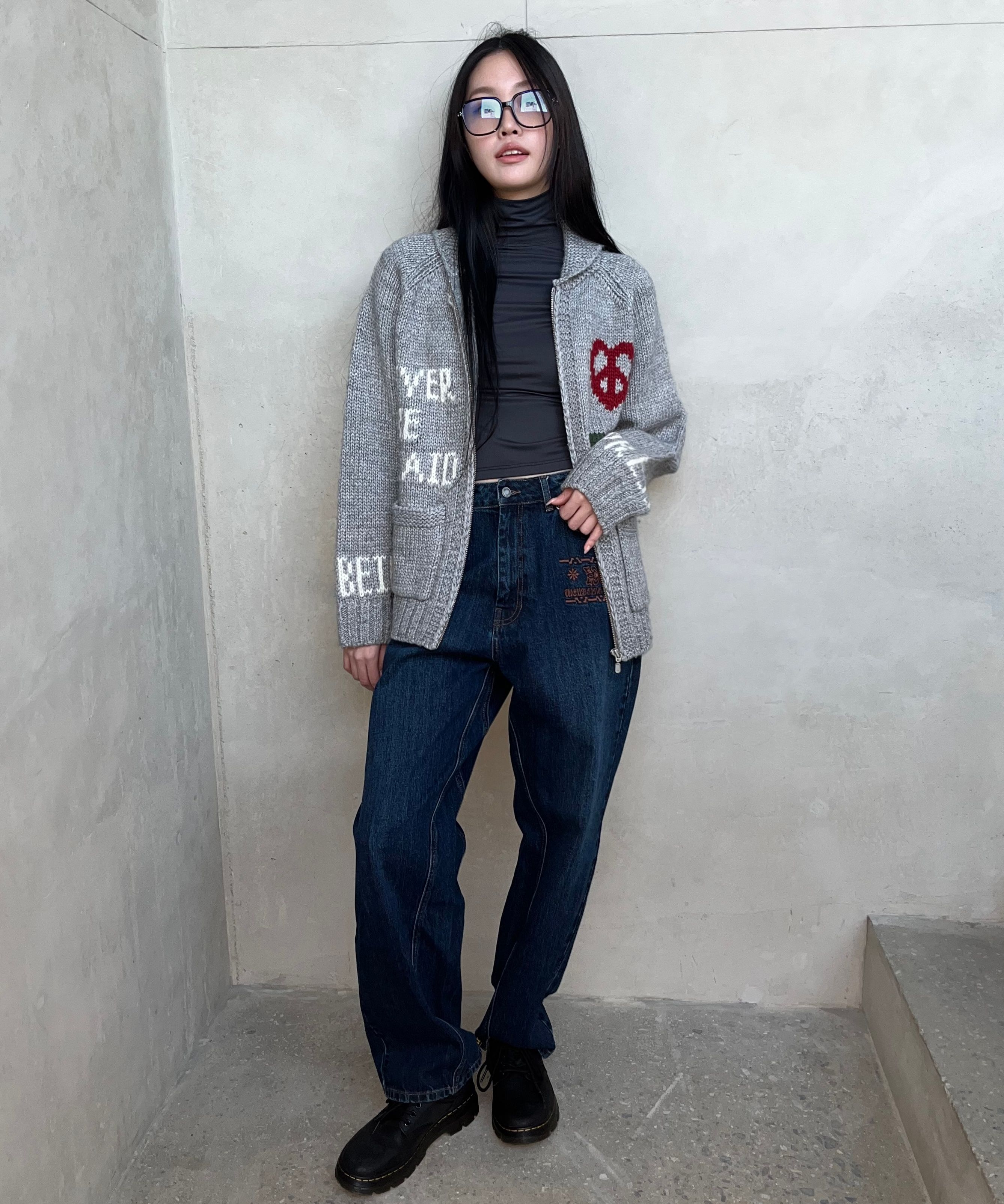 MUSINSA公式 | WELLBEING EXPRESS Embroidered Patch Jeans Blue