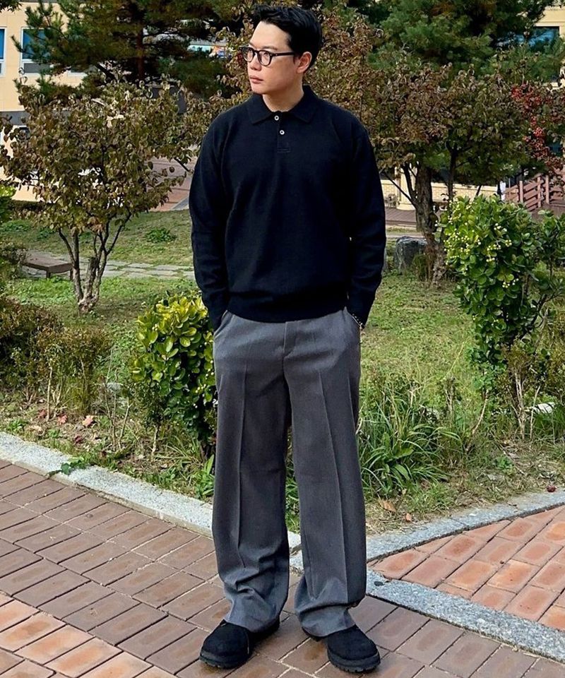 パンツ SIGNATURE Wool Like No-Tuck Wide Fit Slacks Navy Stripe 24FW MUSINSA | SIGNATURE Wool Like No-Tuck Wide Fit Slacks [Navy
