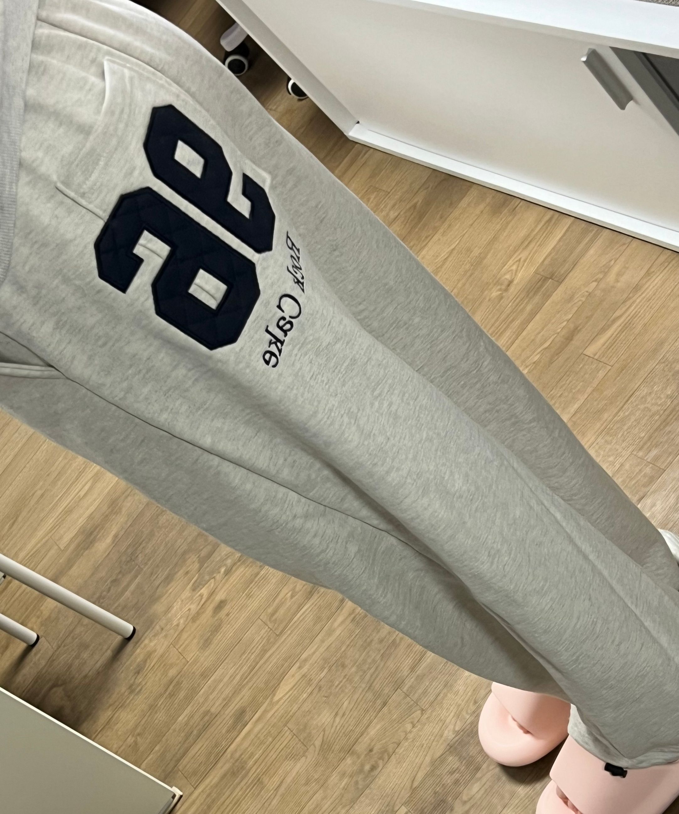 パンツ ROCKCAKE 96 Applique 2way Jogger Oatmeal RC24PT04230 MUSINSA | ROCKCAKE 96 Applique 2way Jogger - Oatmeal