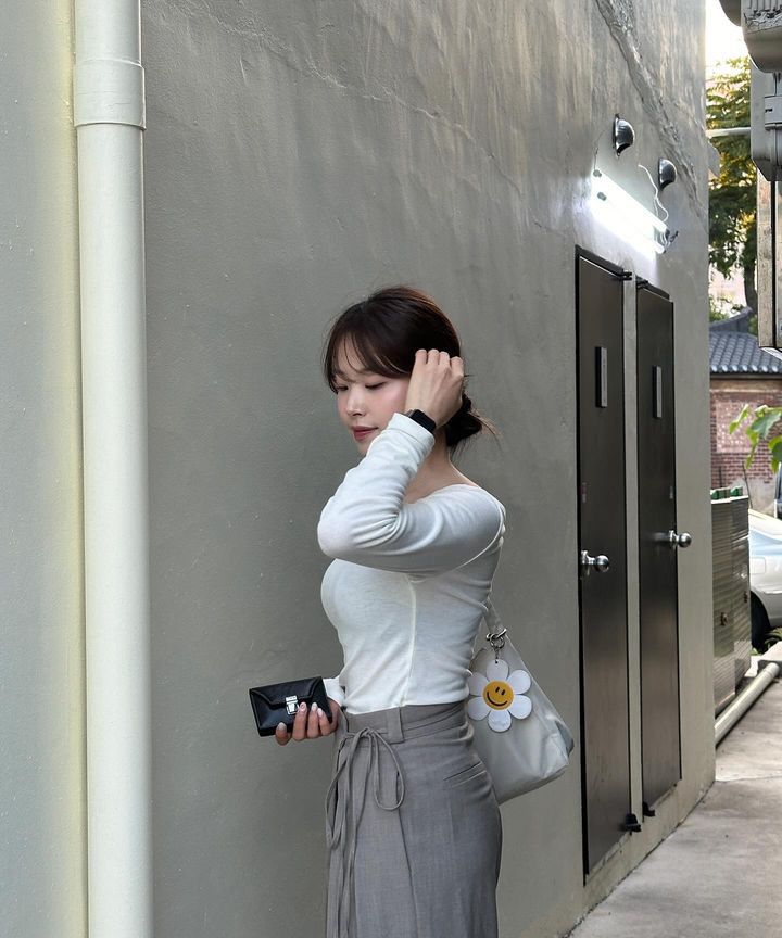 MUSINSA | LEMASQUE Modic buckle 3-stage accordion business