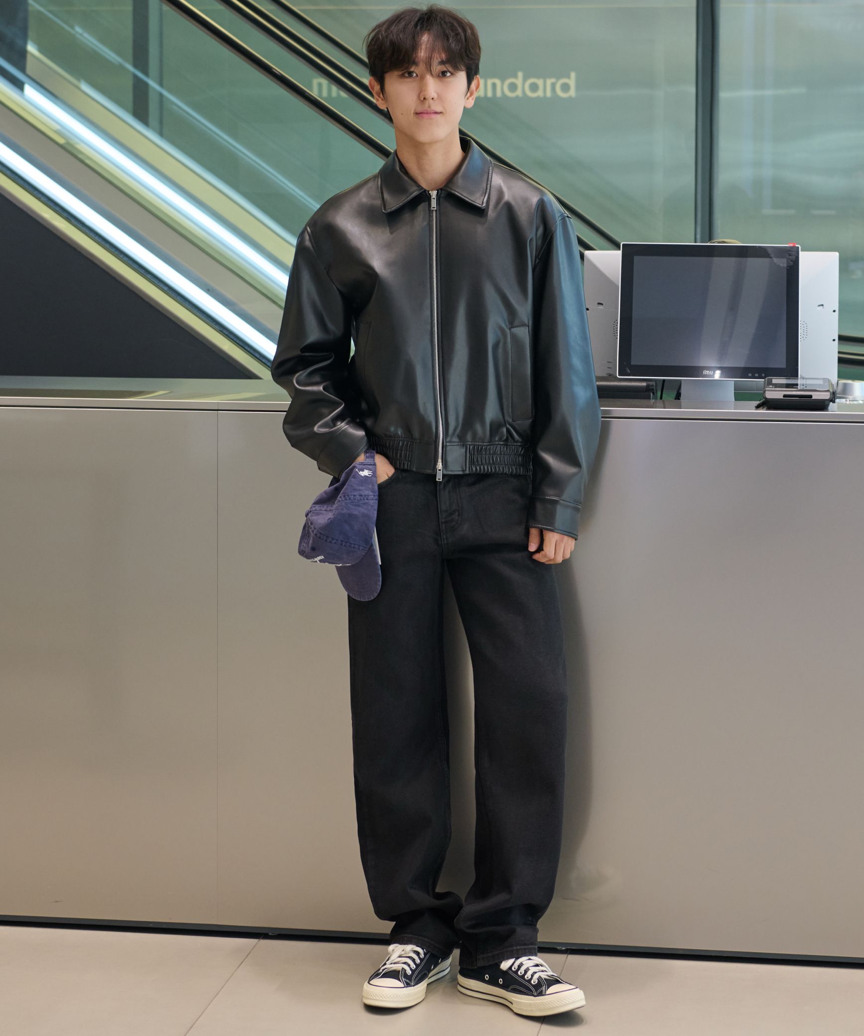 MUSINSA公式 | MUSINSA STANDARD シンセティックレザーオーバーサイズ
