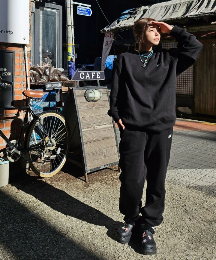 MUSINSA | FCMM Club Team Essentials Sweatpants 2.0 - Black
