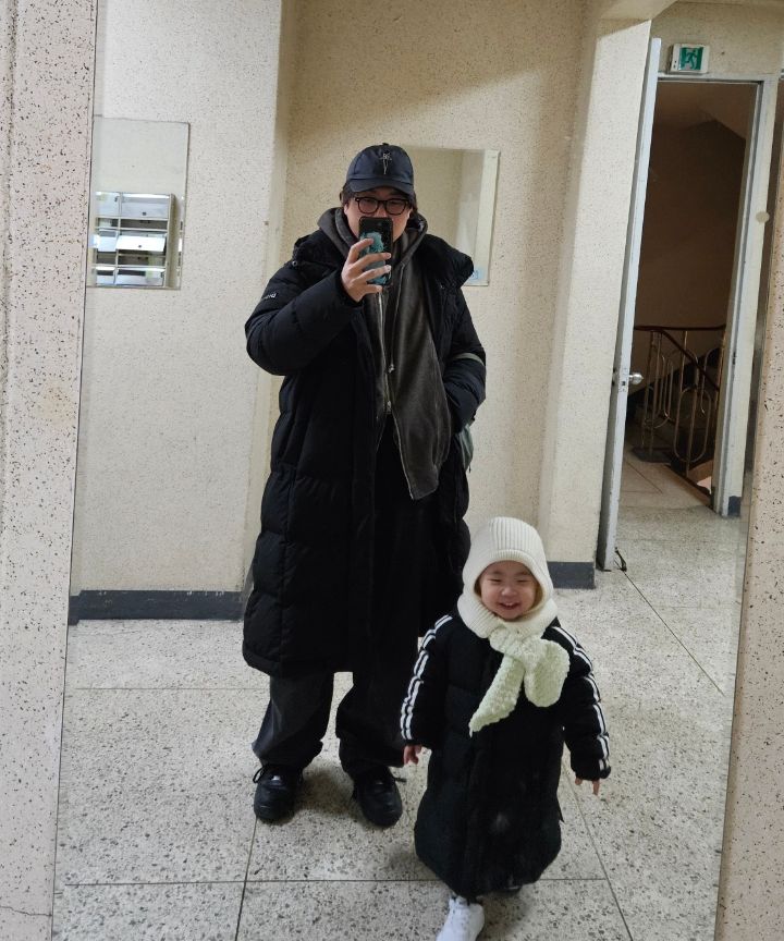 MUSINSA | GRAILZ LUNAR ZIP HOODIE [BROWN]