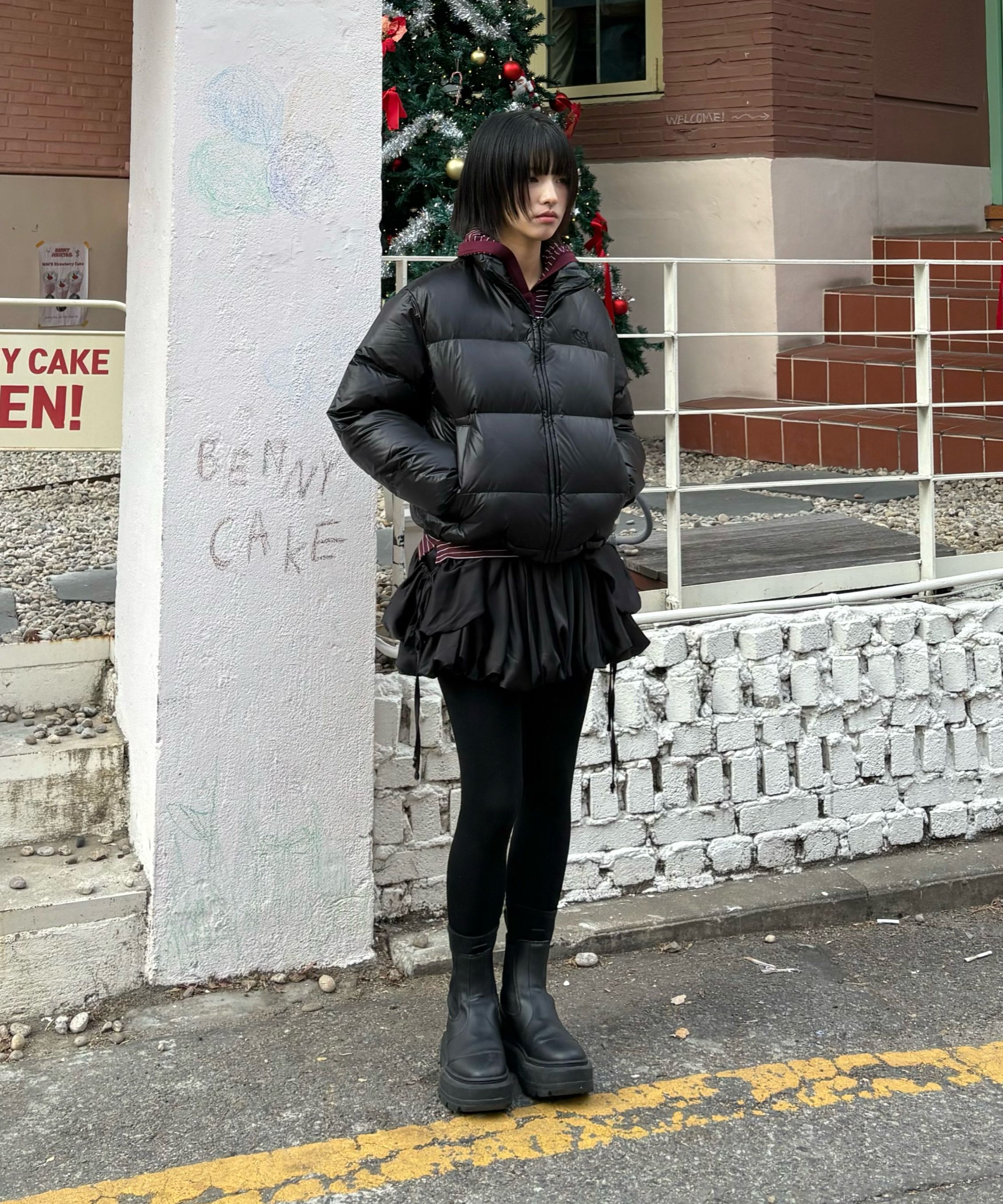 MUSINSA | SCULPTOR 104 Cropped Puffer Down Pearl