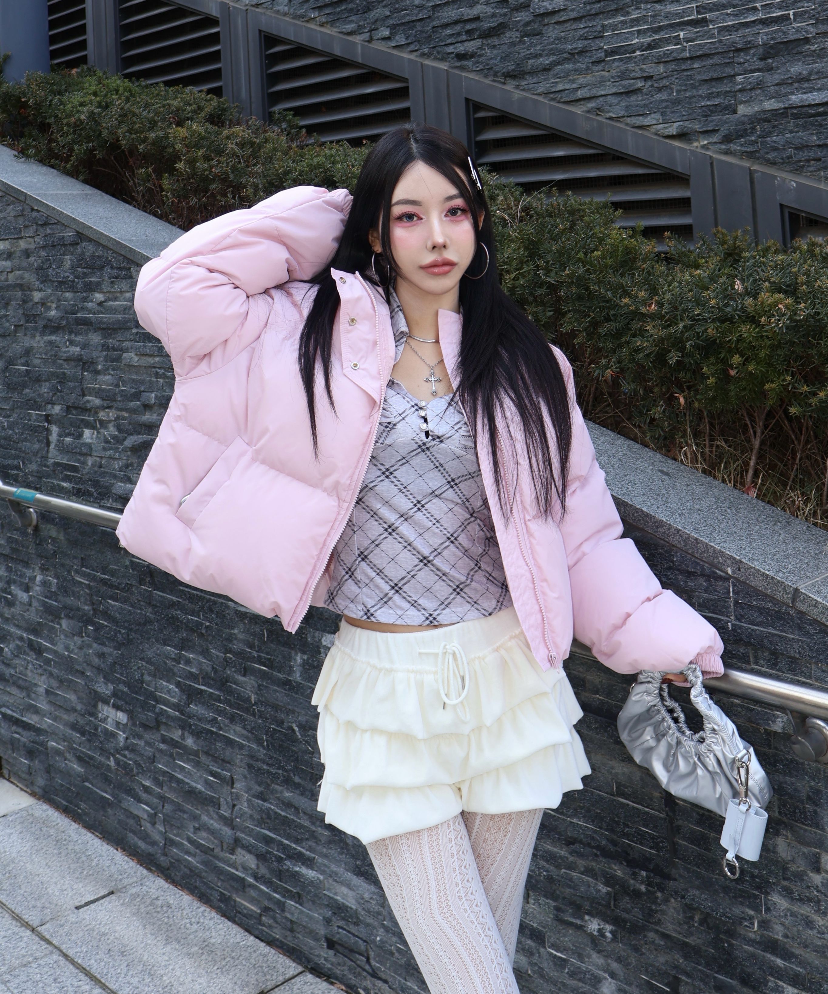 MUSINSA | SATUR Scrunchie Small Hand Bag Black