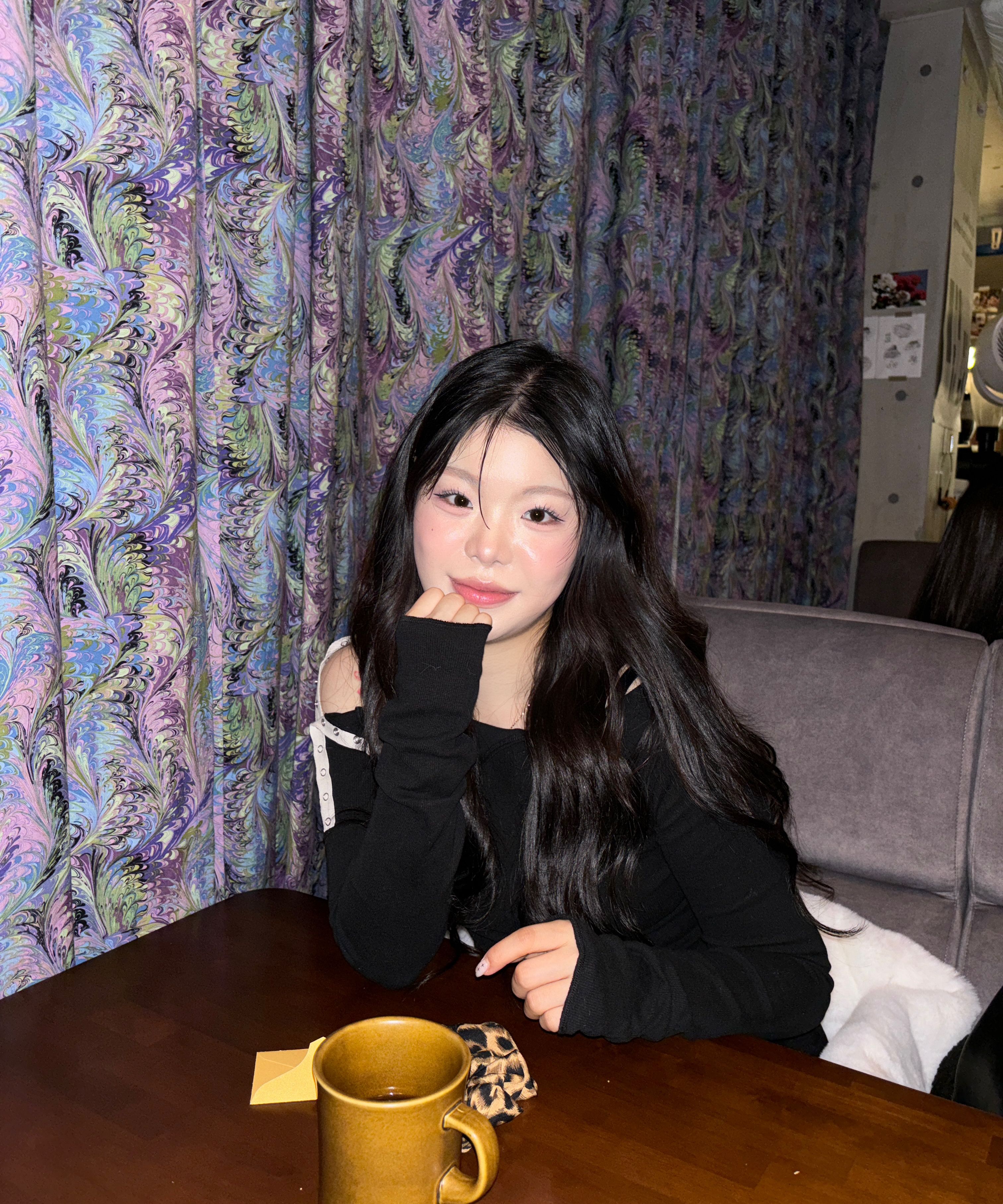 トップス GLOWNY LOUISA LONG SLEEVE BLACK GLOWNY》 LOUISA LONG SLEEVE トップス GLOWNY LOUISA LONG