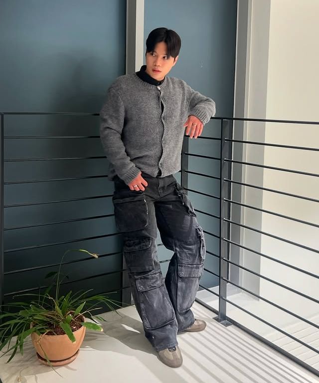 MUSINSA公式 | MASSNOUN M6X Snap Cargo Denim Pants MSFJP001-BK