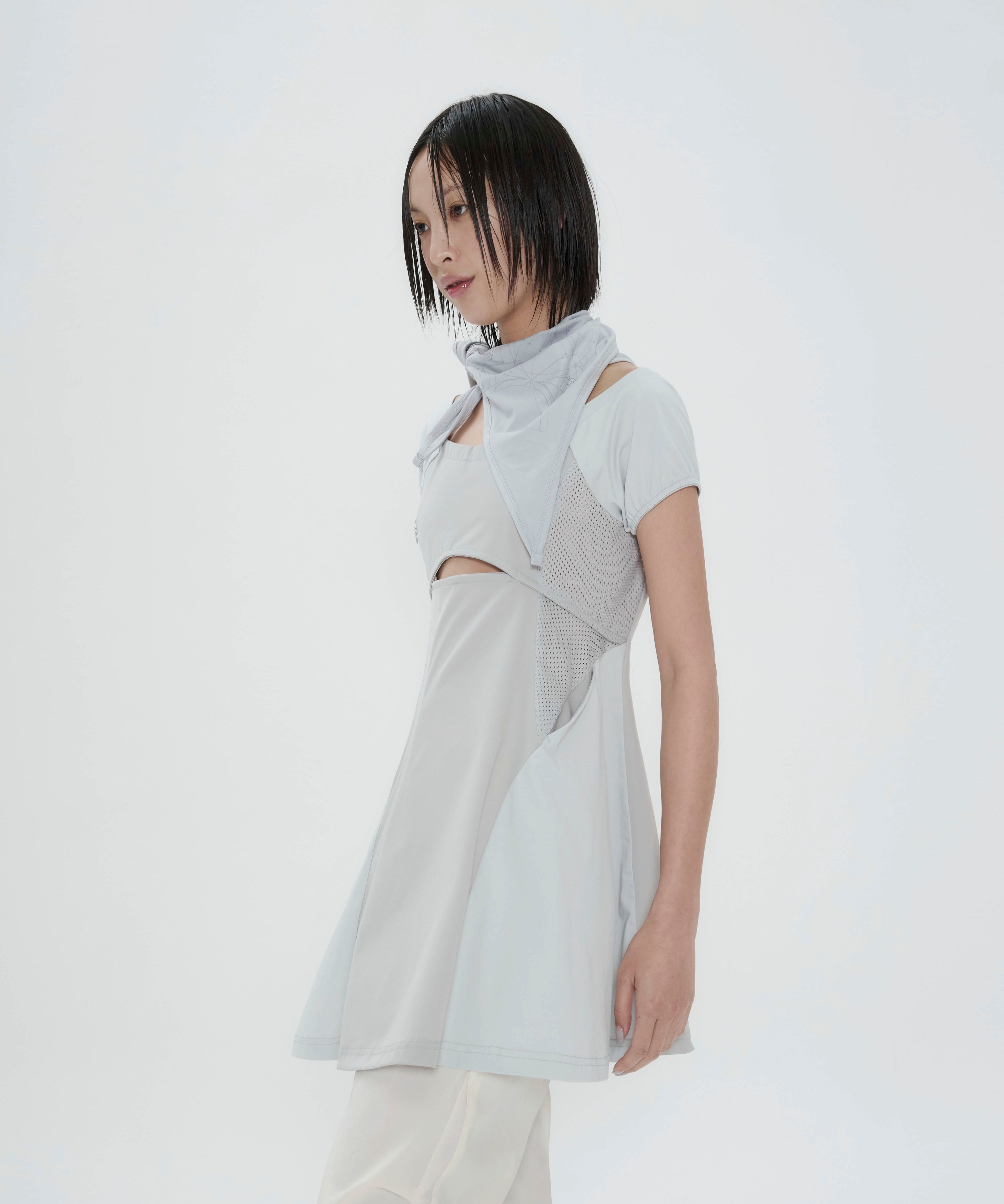【OJOS】Sheer Over Tuck Pants White OJOS Sheer Over Tuck Pants – DALAC SEOUL