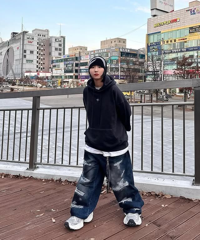 MUSINSA | MASSNOUN Twig Logo Overfit Hoodie Dark Grey
