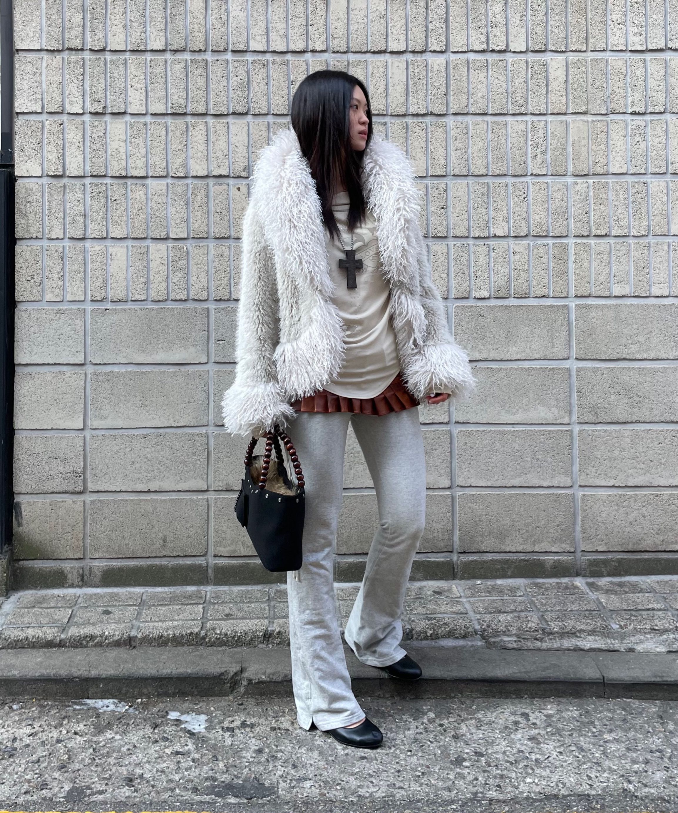 MUSINSA | SCULPTOR Glitter Boots Cut Sweatpants Melange Gray