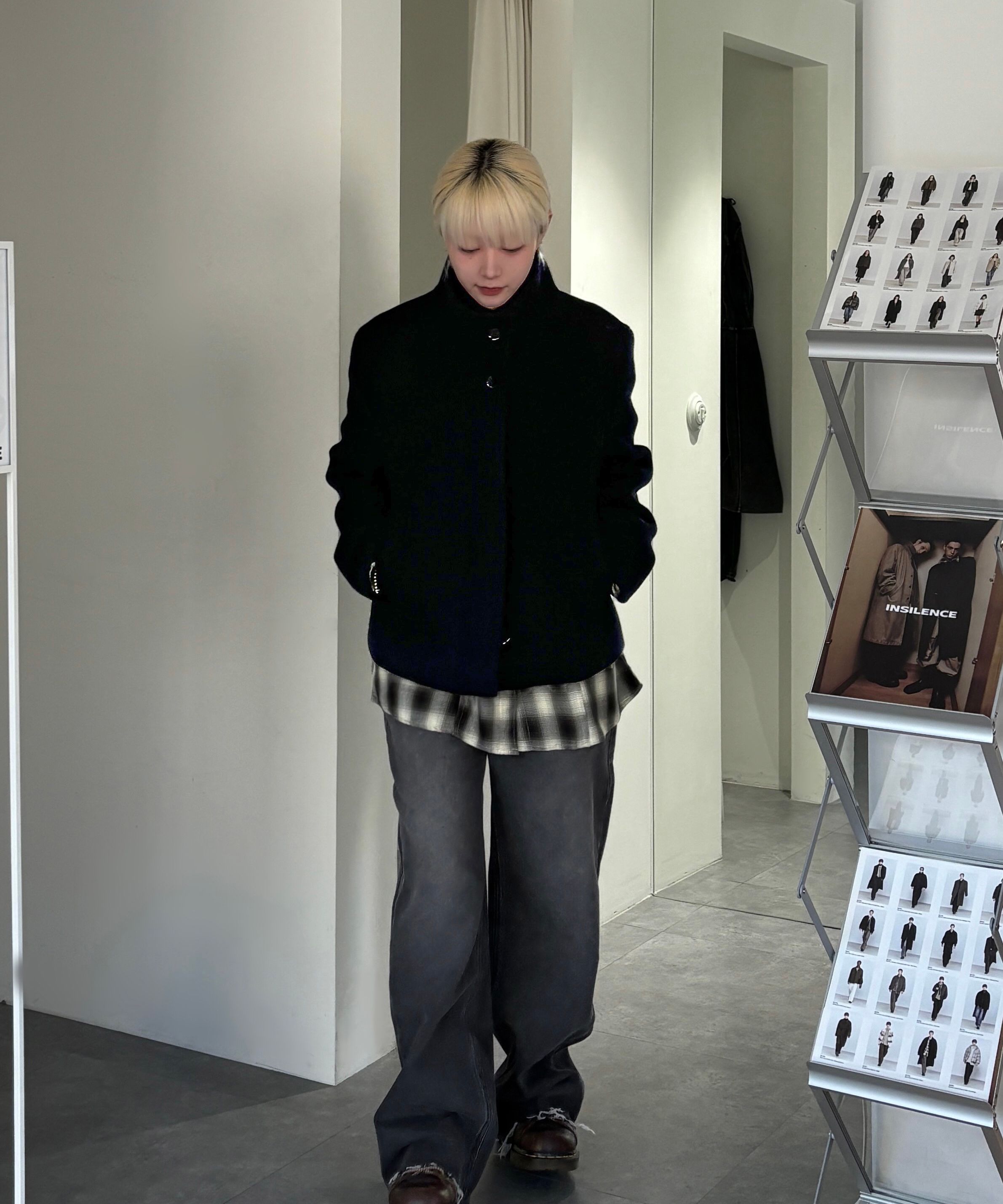 [INSILENCE] Minimal short coat /追跡付 INSILENCE] Minimal short coat /追跡付 (IN SILENCE/コート