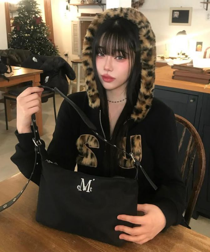 バッグ・カバンその他 Motor Punching Shoulder Bag Crossbody Bag MUSINSA | MUCENT Motor Punching Shoulder Bag Cross Bag