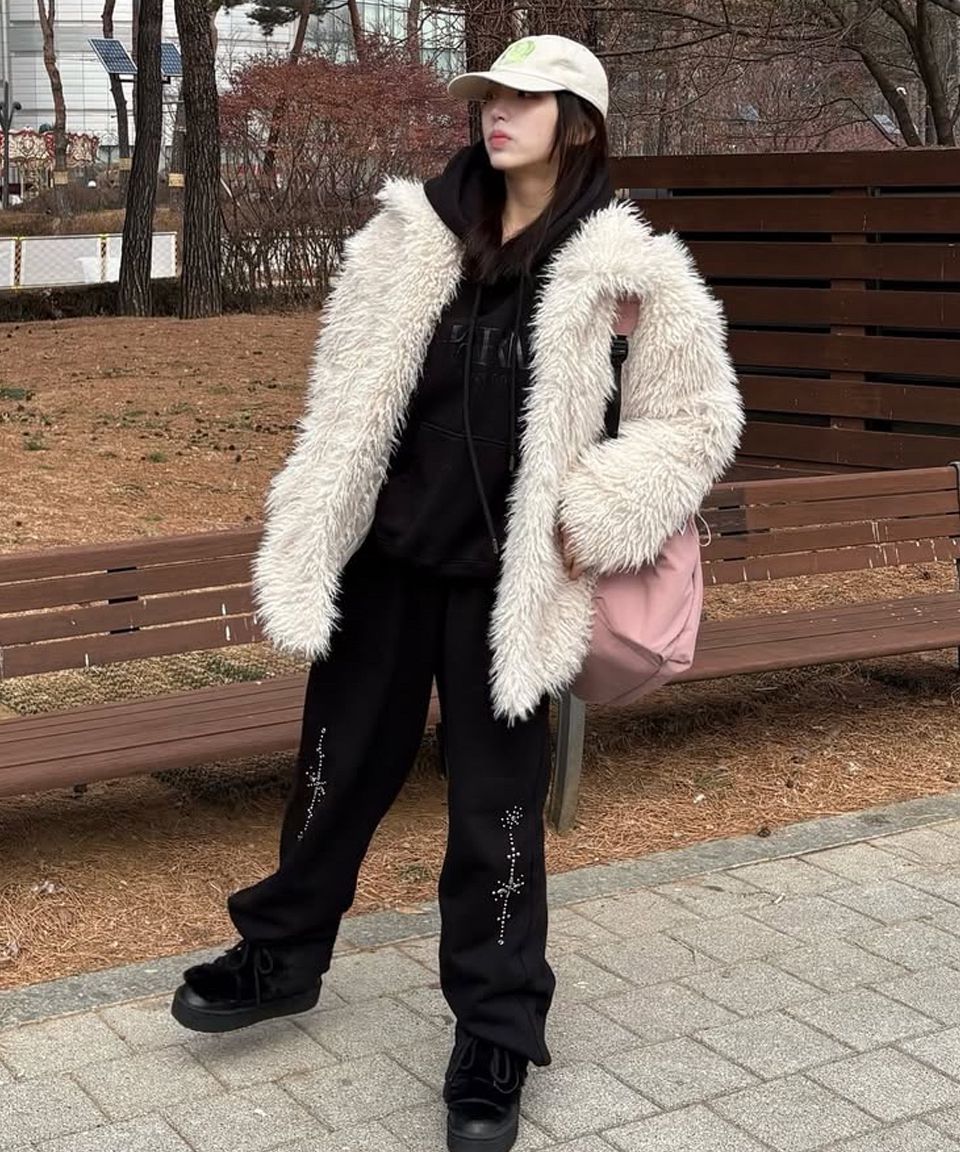 ★24-25FW新作★ROCKCAKE★Stone Beads 2way Jogger MUSINSA | ROCKCAKE Stone Beads 2way Jogger - Black